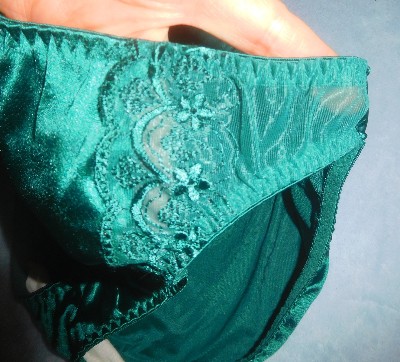 Sweet Nothings Maidenform Emerald Green High Leg Brief Panty Second Skin Satin L
