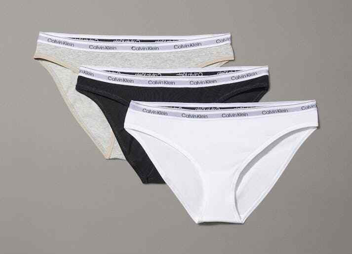 Calvin Klein Women’s Cotton Stretch Bikinis 3-Pack Plus Size Black/White/Grey