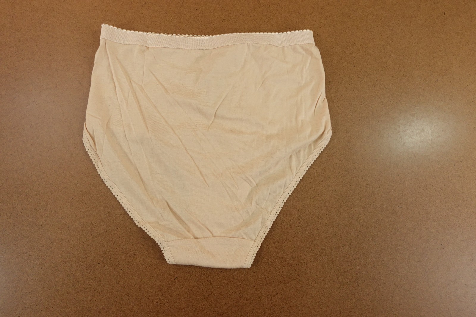 Rosette Womens Size 8 Beige High Rise Retro Lace Trim Brief Panty NWT