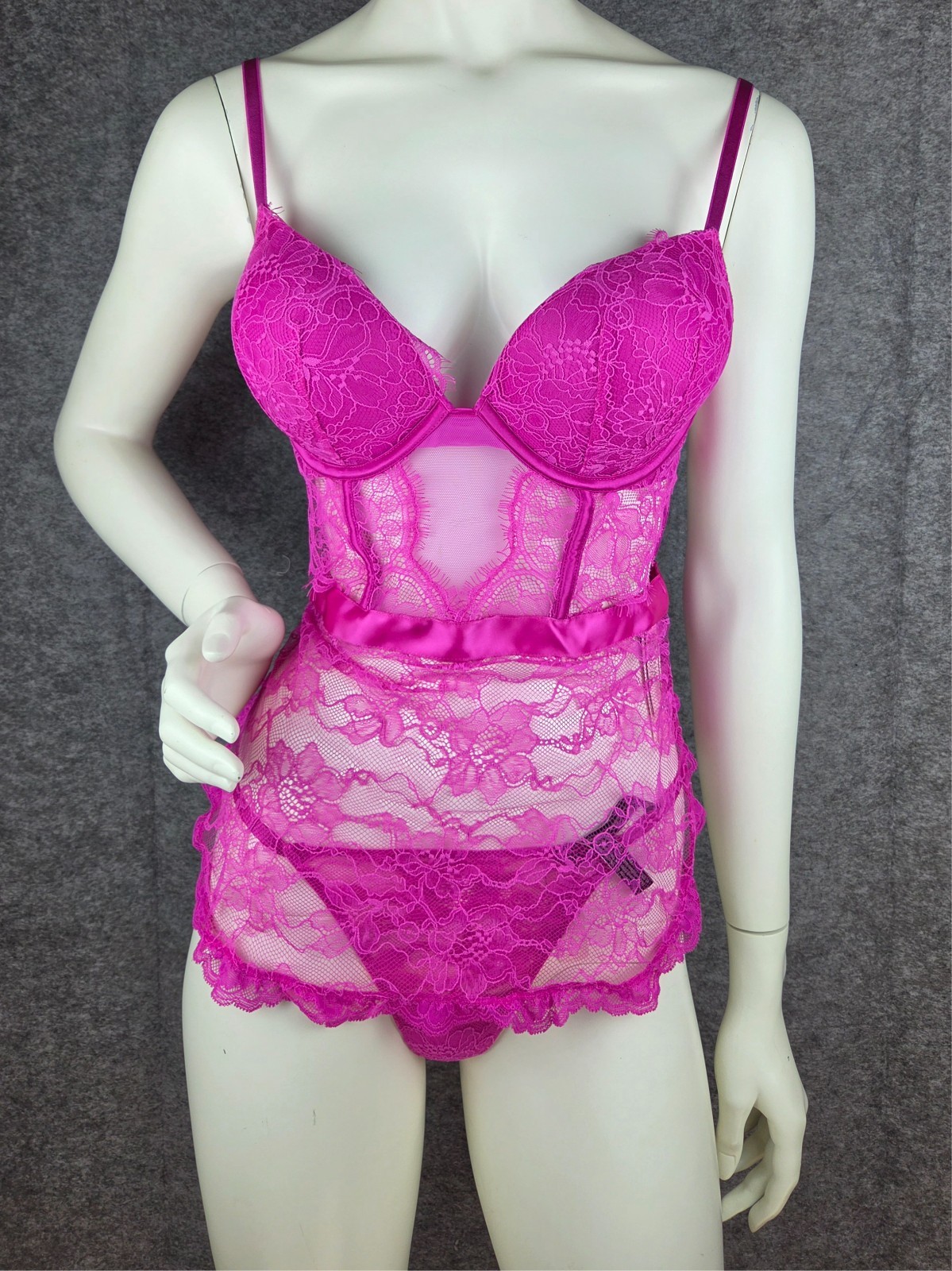 NWT Victoria’s Secret Very Sexy Bombshell Apron Teddy &Panty Pink Fuchsia M, L