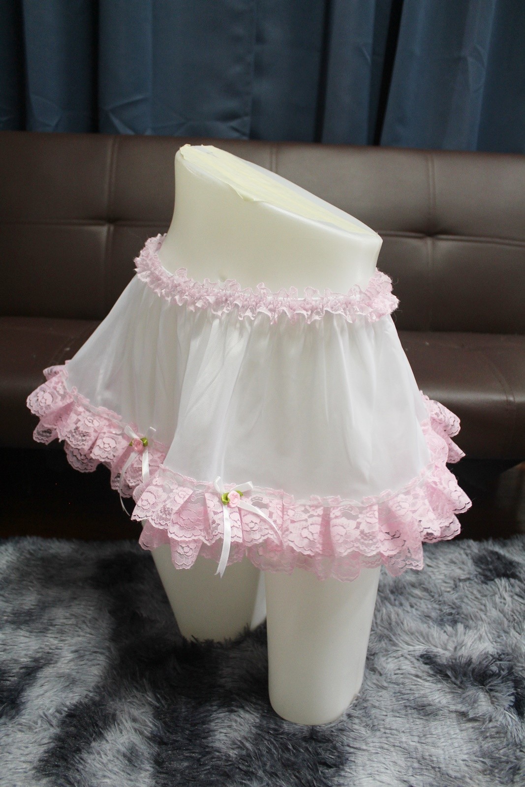 #A274 Vintage Style 2XL/ElasticW.24-42″ White Nylon Pink Lace Half Slip Length8″