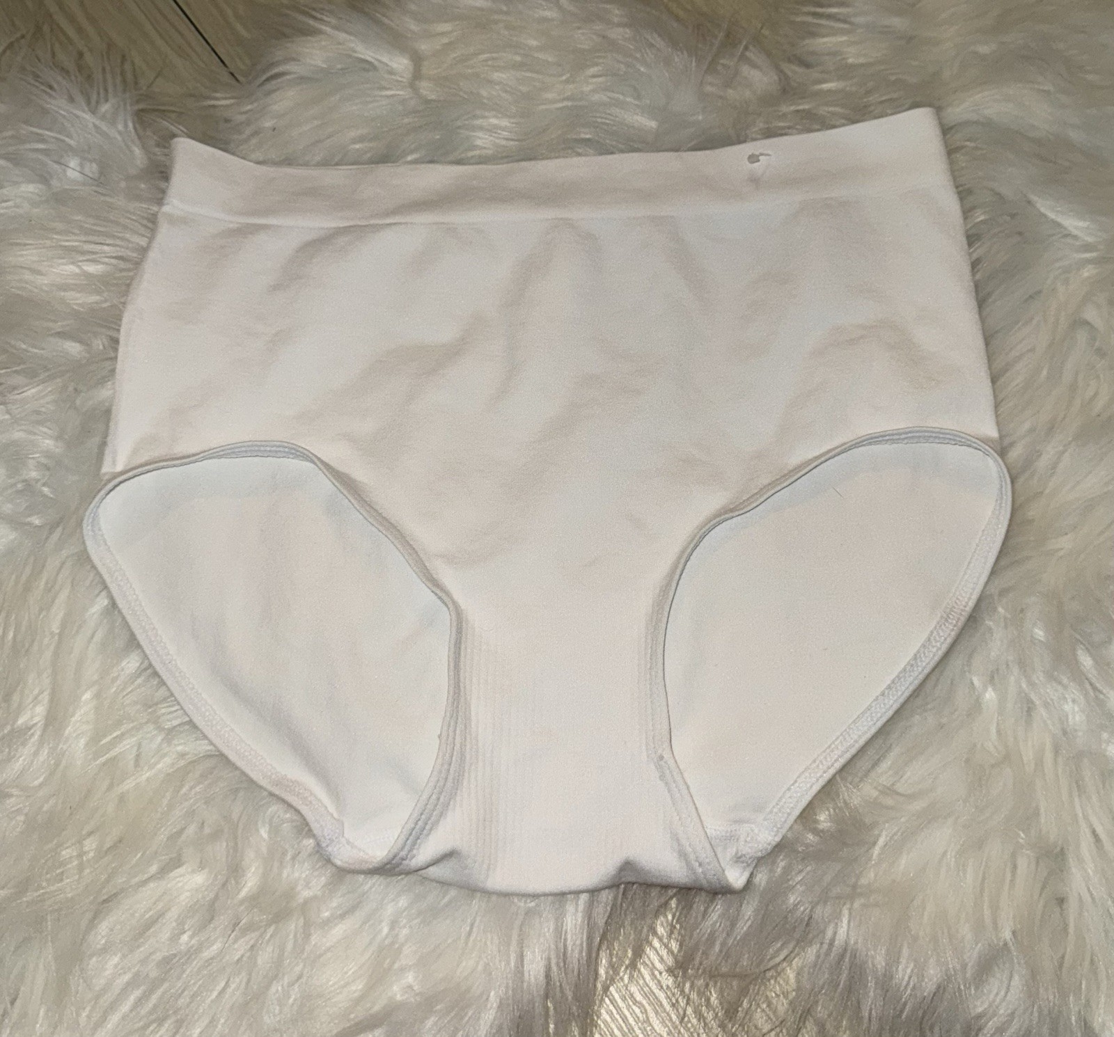 Bali One Smooth U Brief Panties 2361 Womens 7 L Large White
