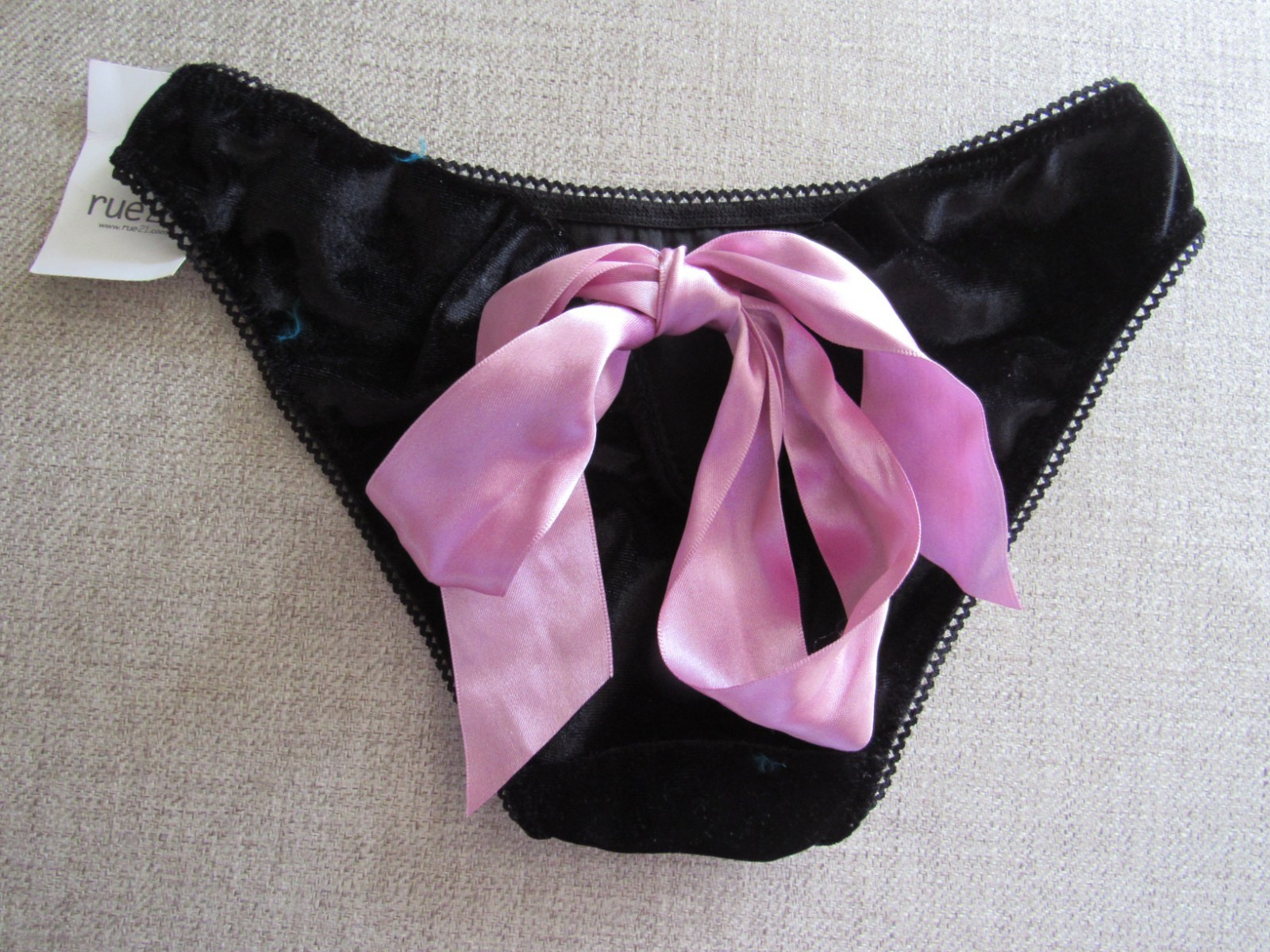 rene rofe lingerie rue21 black velvet pink satin bow keyhole bikini panty 5/S