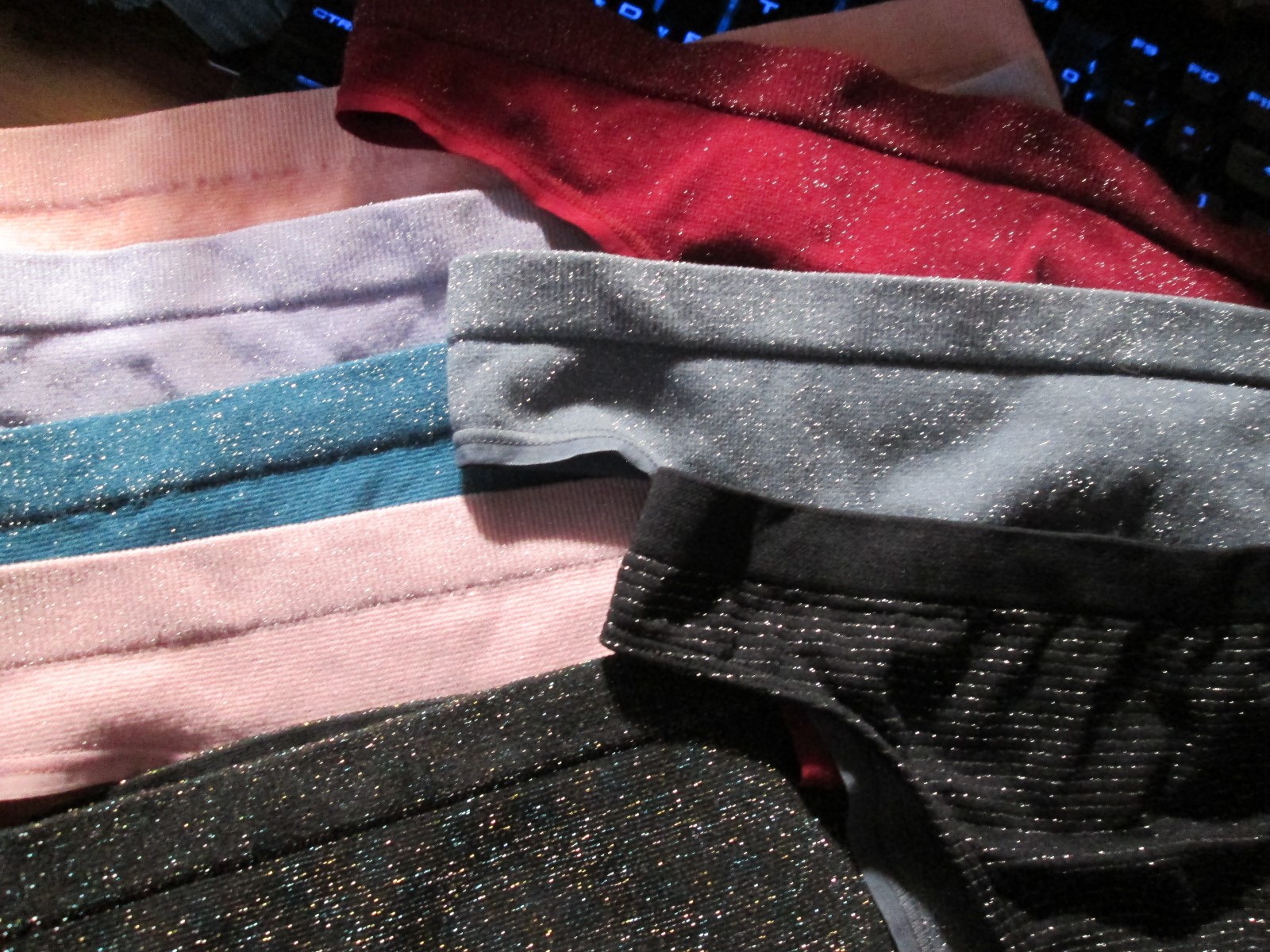 New💖Victoria’s Secret Thong 💲Discounts on 2+💲XS,S,M,L,XL💖Seamless💖