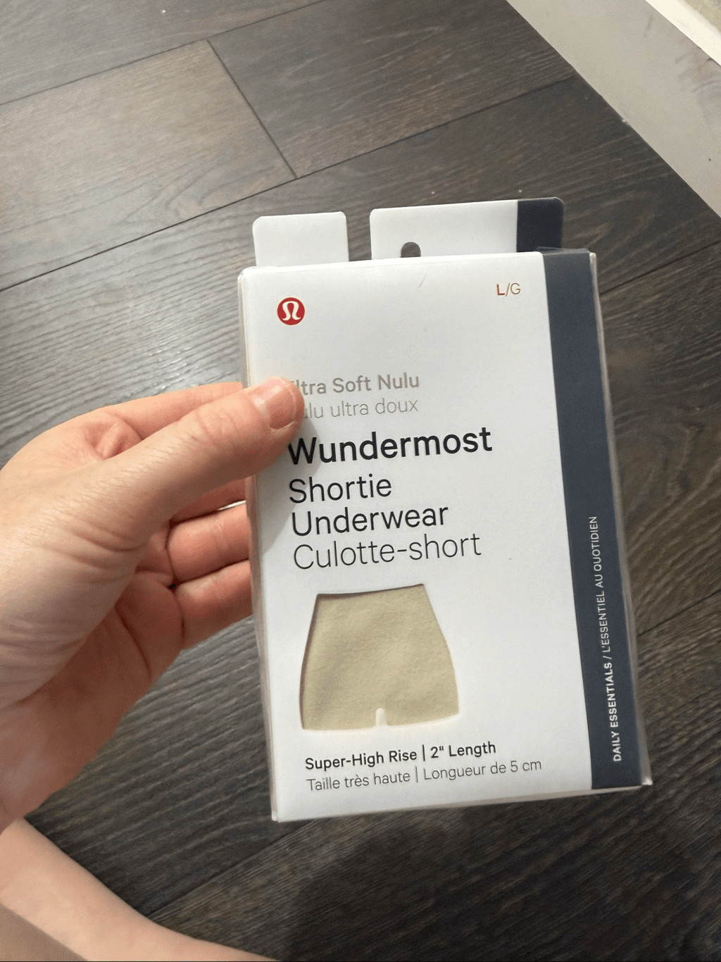 Lululemon Women’s Large Wundermost Nulu Shortie New