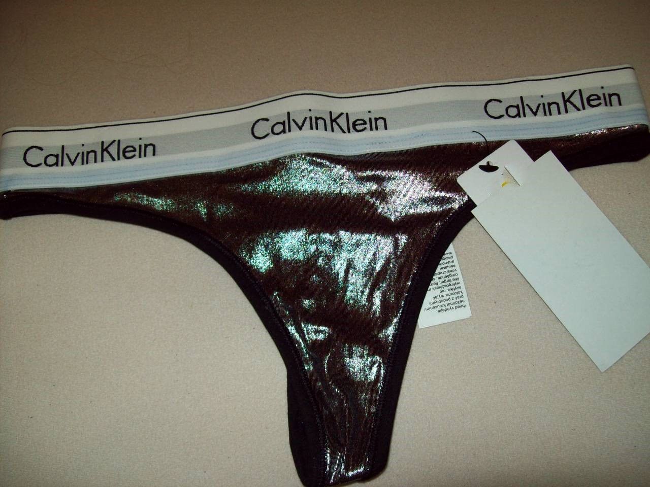 NWT CALVIN KLEIN POLY LIQUID SHINE THONG PANTIES QF5519 LOGO WAISTBAND BLK/SL S