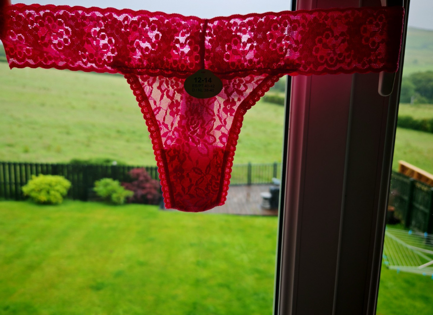 Primark Secret Possessions Fuchsia Pink Lacey Thong Size Medium 12 To 14
