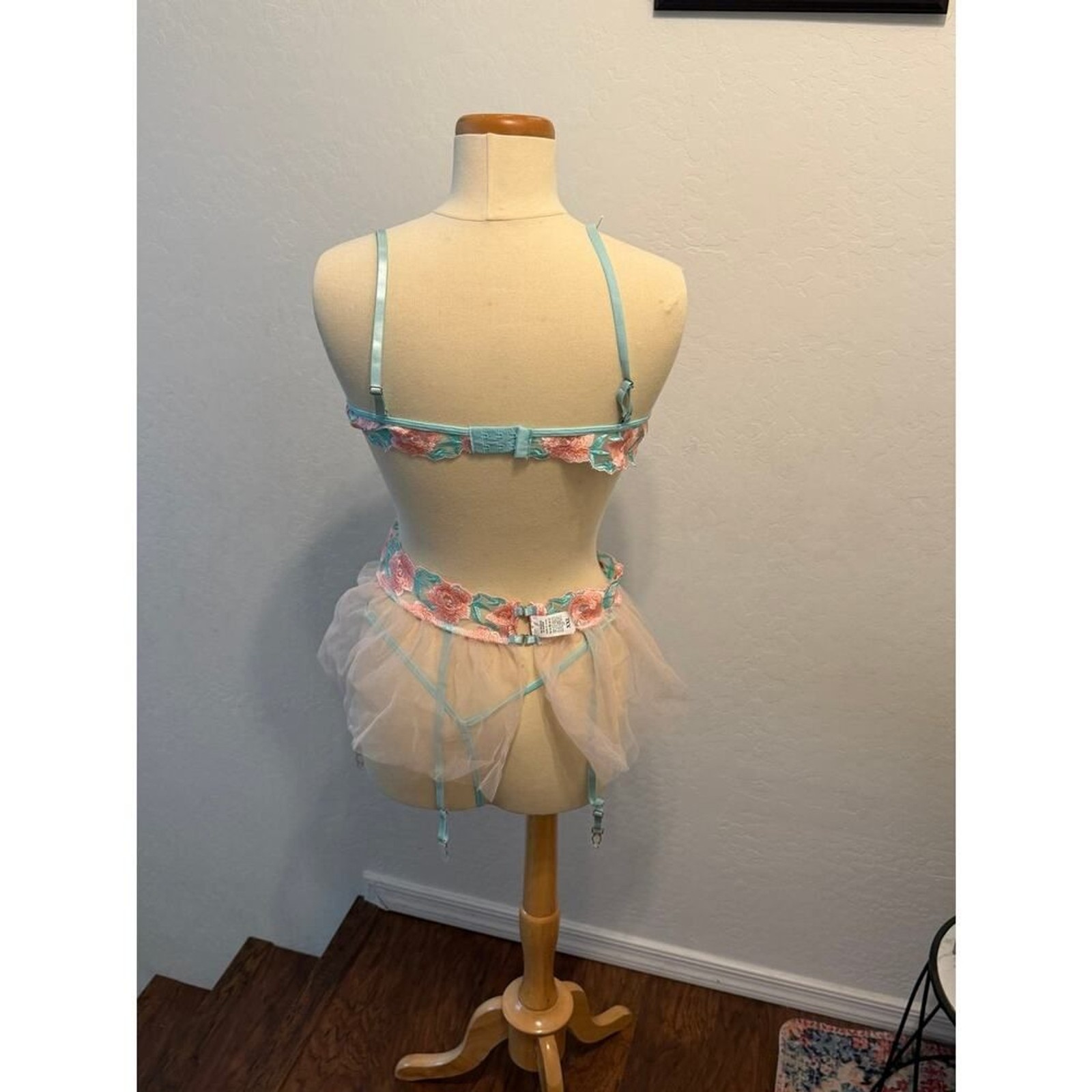 Floral lingerie set