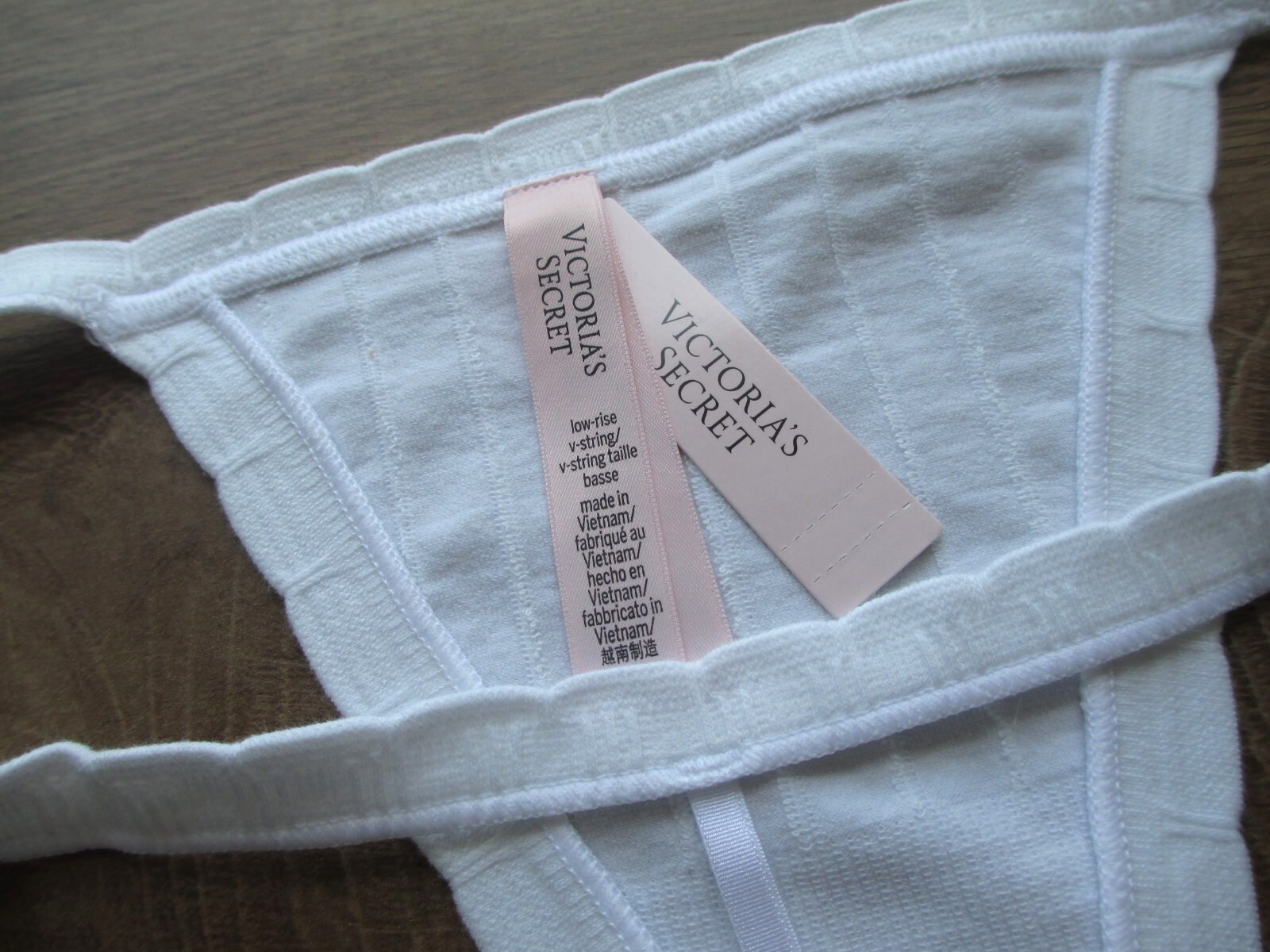 VICTORIA’S SECRET Cotton V-String Thong Panty VS White S M L XL Rib Ribbed NWT