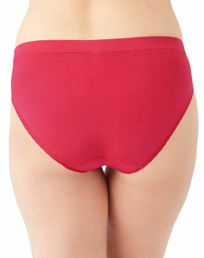 NWT Wacoal 873374 “B-Smooth Pretty” Seamless Nylon Bikini, Raspberry (615)