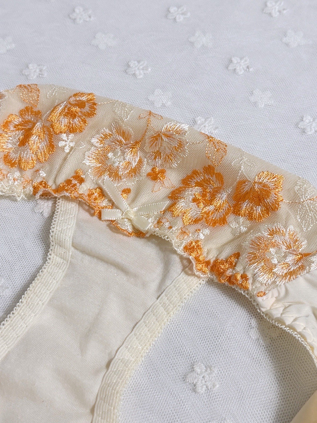 Set Of 4 US-M/JP-3L Japanese VTG Style Classic Floral Embroidery Nylon Panties