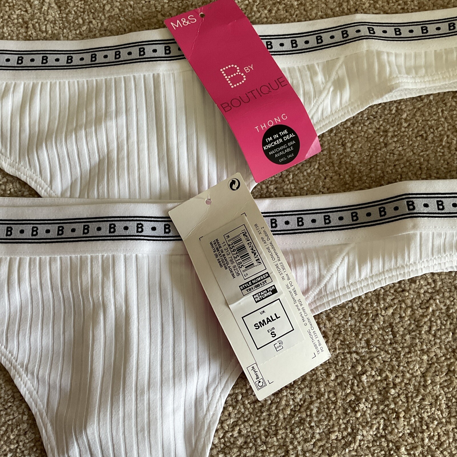 M&S 2 x Size 8 – 10 SMALL Pretty Boutique Ribbed Thong Knickers White S