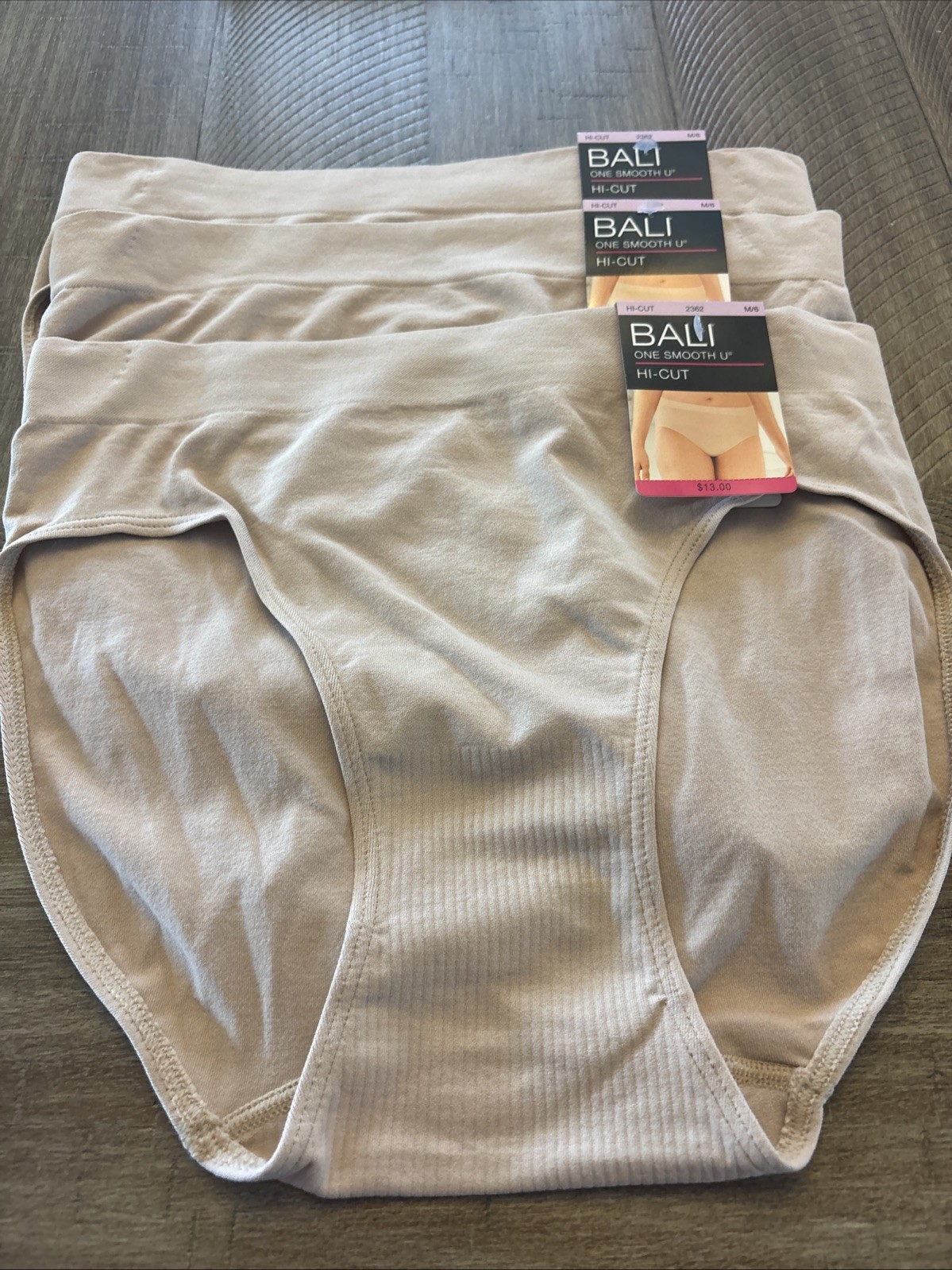 NWT 3-Pack Bali Size M One Smooth U Hi Cut Brief 2362 Nude