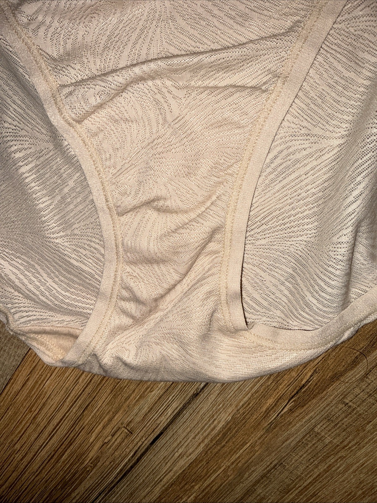 Vanity Fair Effortless HI-Cut Buttery Soft Fabric & Lace Panty 13275 NUDE Sz-7/L