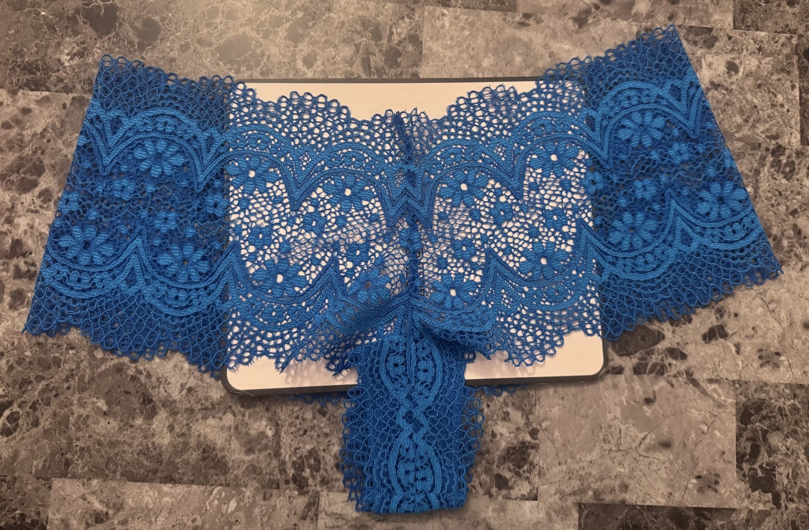 VICTORIA’S SECRET LARGE BLUE CROCHET FLORAL LACE RARE SHORTIE BOYSHORT PANTIES