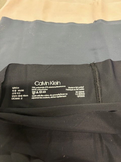 Calvin Klein 3 Pack Invisibles Hipster Panty QP2110S (BLK/GREY/PINK,SMALL) NWOT