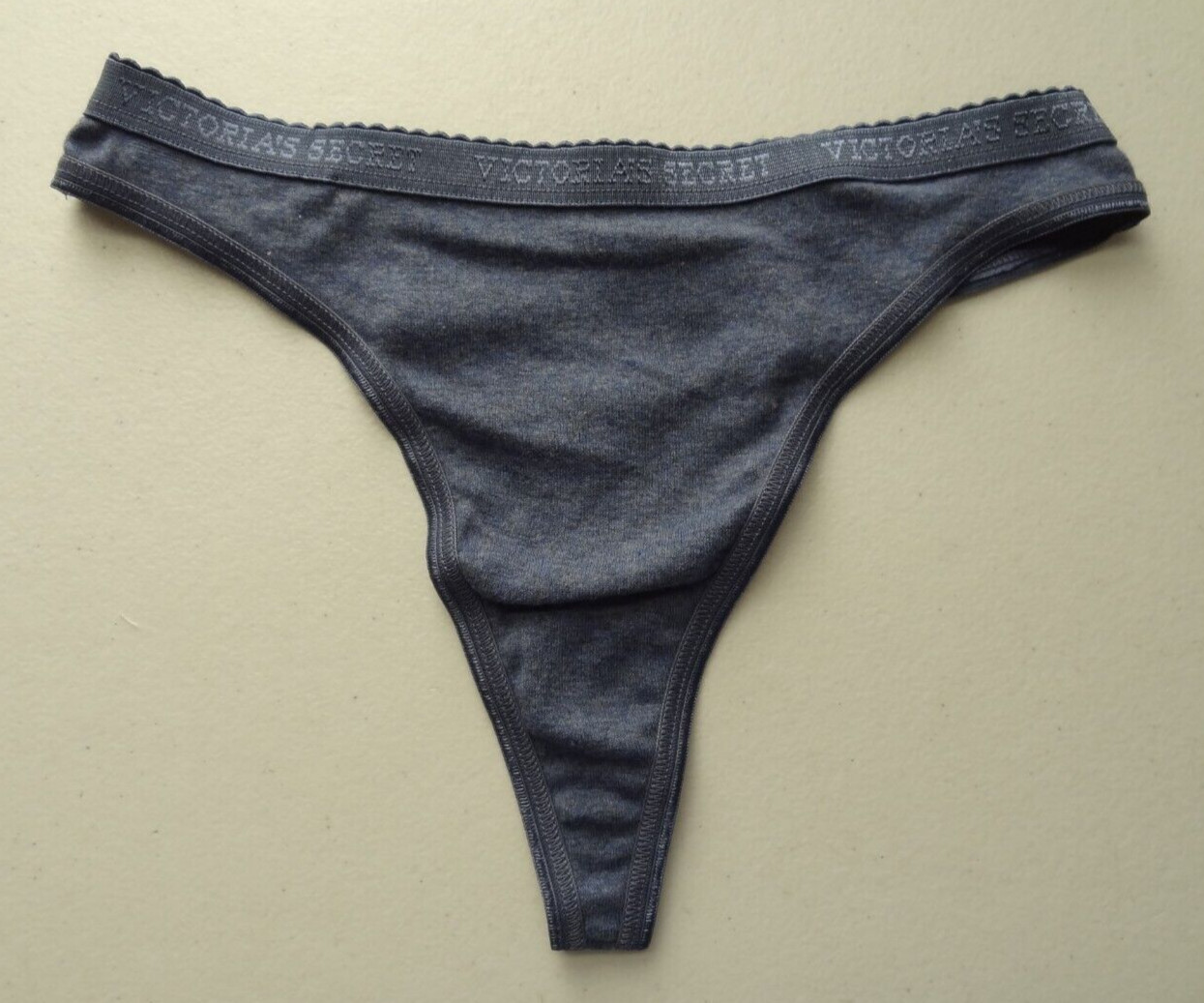 CHOICE NWT Victoria’s Secret VS S Low-Rise Cotton Thong VTG 2004 Logo Waistband