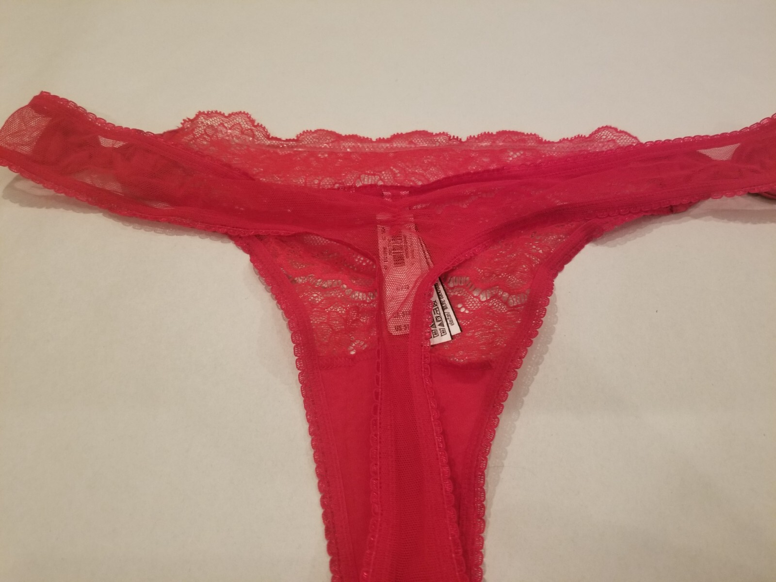 Victoria Secret Lace Thong Panty Bow Stap Detail Size Large NWT Lipstick Red