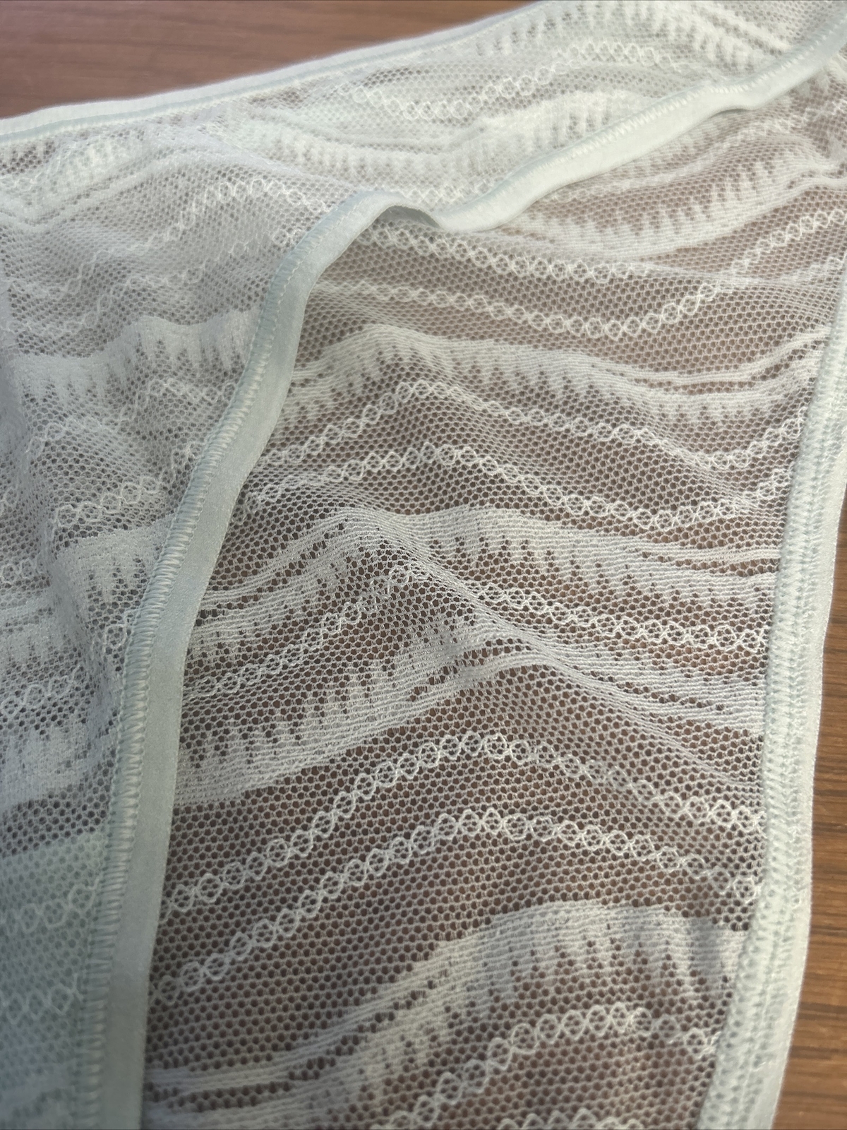 $$$Calvin Klein Size (MEDIUM) ALLOVER LACE BIKINI QD3972-332