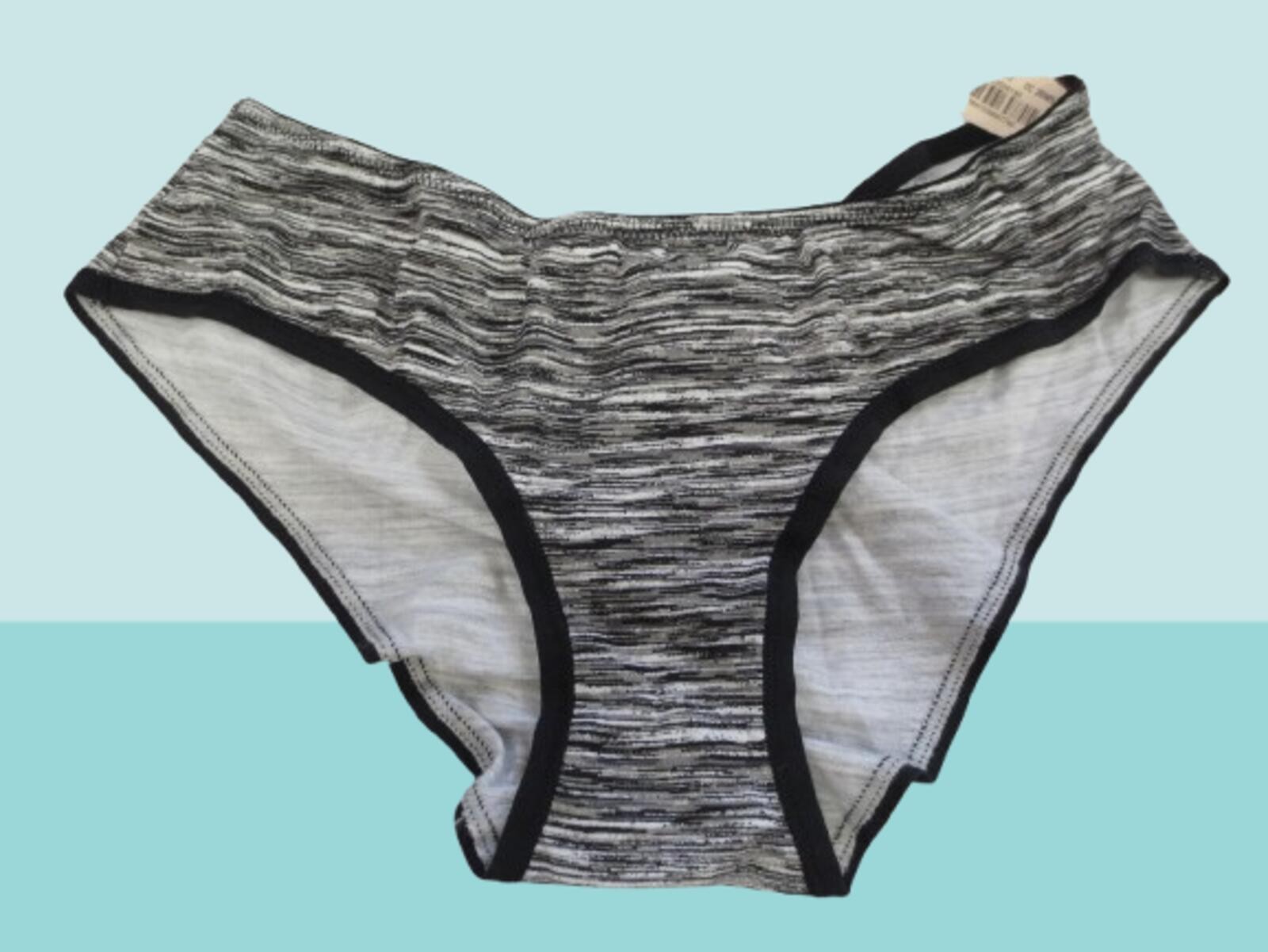 VICTORIA’S SECRET & PINK PANTIES ASSORTED STYLES NWT SIZE: SMALL 5PCS SET