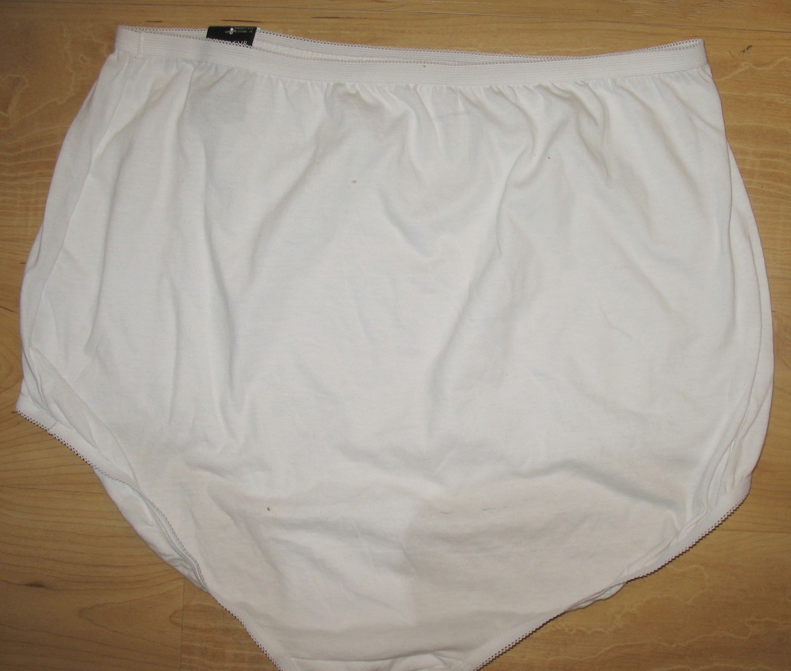 VANITY FAIR – NEW – 3XL /10 WHITE COTTON STYLE# 15318 TAILORED PANTY BRIEF