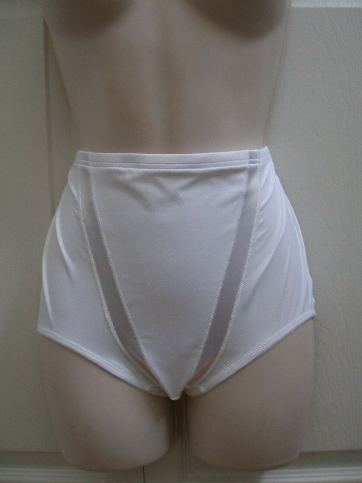 Maidenform Women’s Large Pantie Girdle White Lightweight Tummy Control New