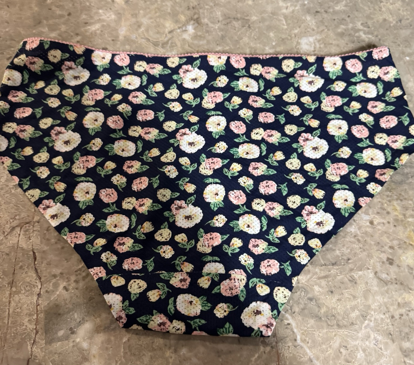 ANGELINA LADIES LINGERIE PANTY! FLORAL. MEDIUM ( RUNS SMALL ) NEW!