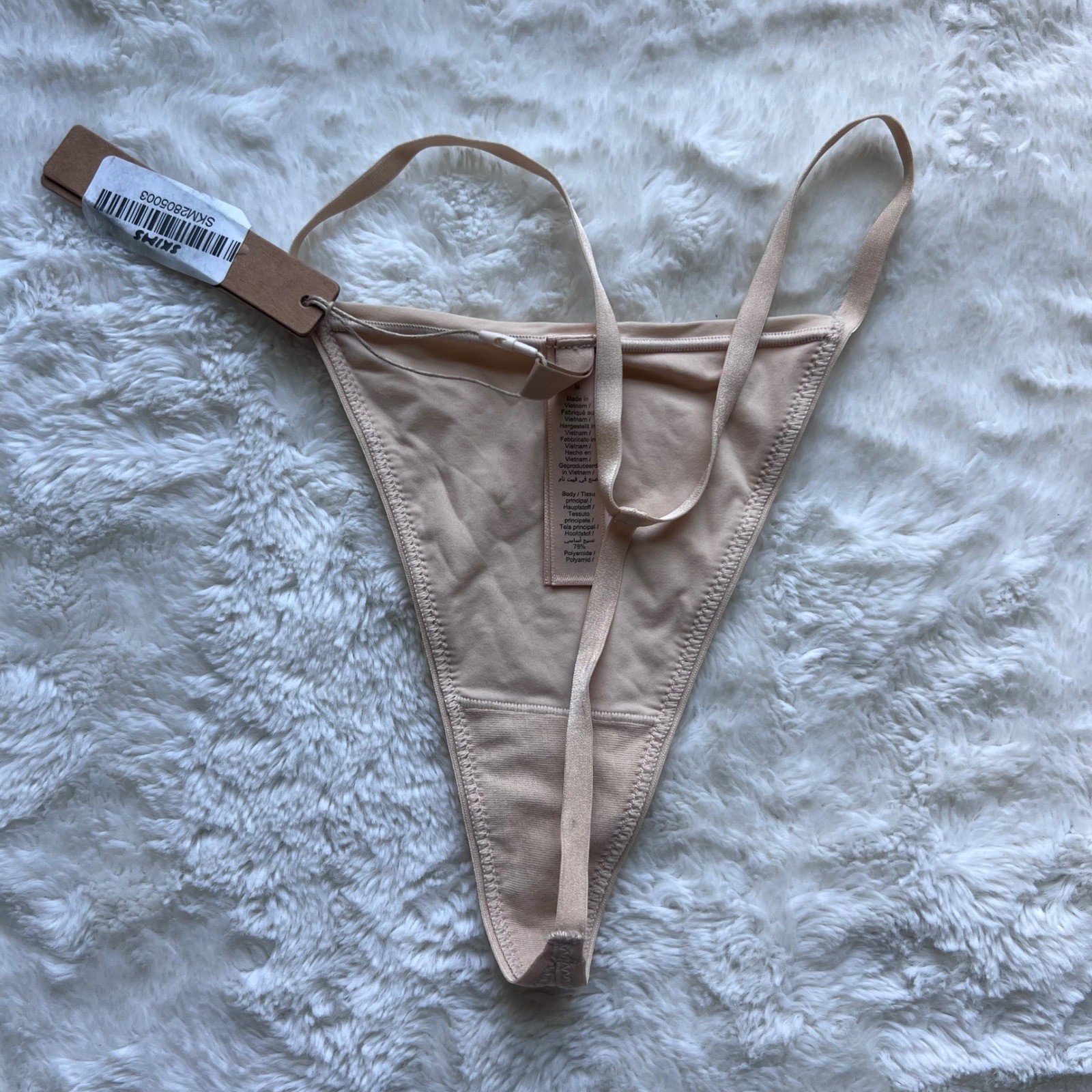 SKIMS Fits Everybody T-String Thong Sand Beige PN-THG-9350 Women’s Size M NEW