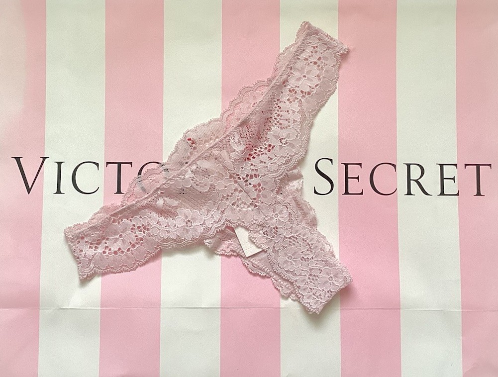 NWT Victoria’s Secret Dream Angels Lace Thong Panty XS Petal Pink Red Embroidery