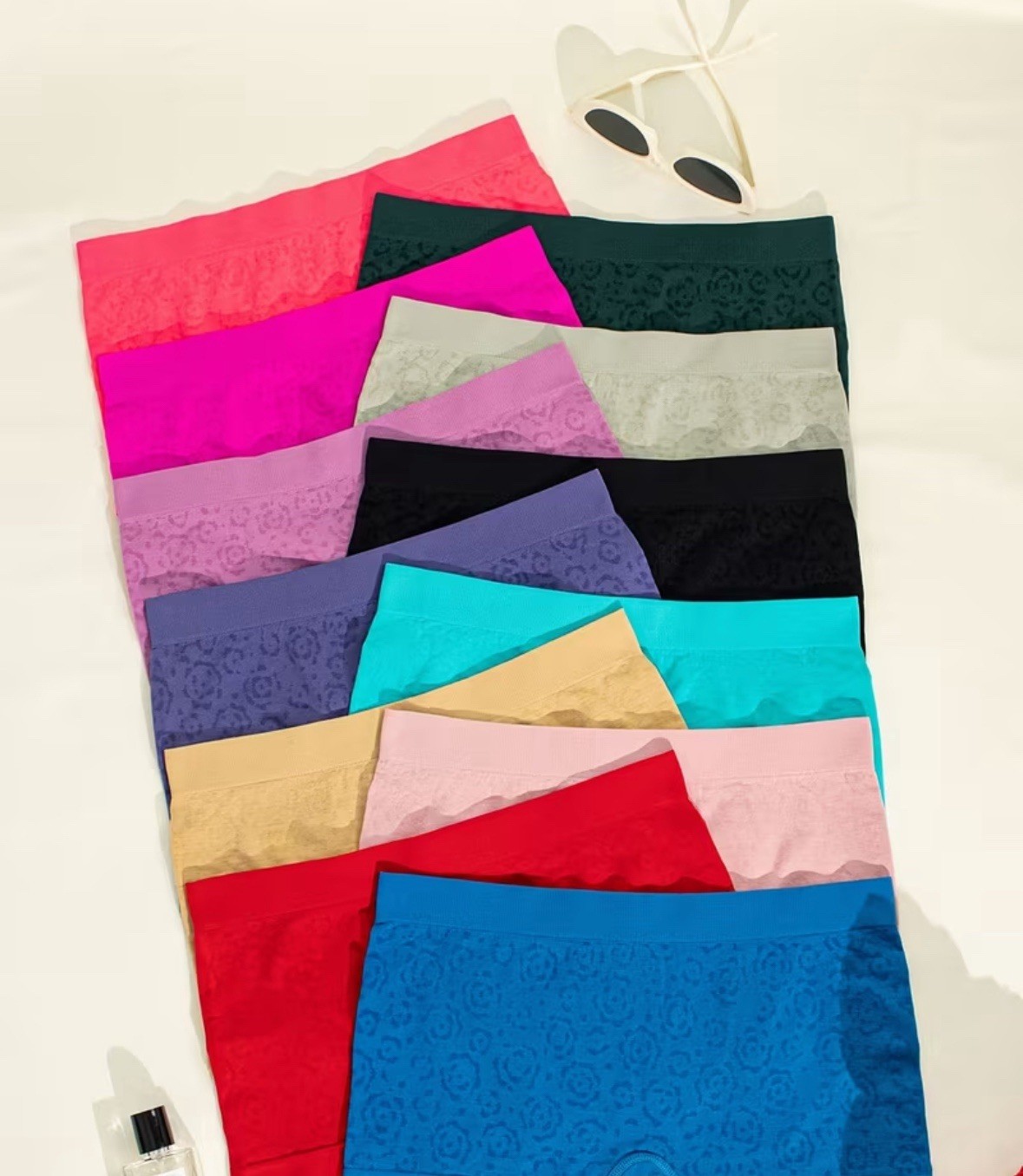 Women’s 12 Piece Multicolor Athletic Style Briefs Size Medium