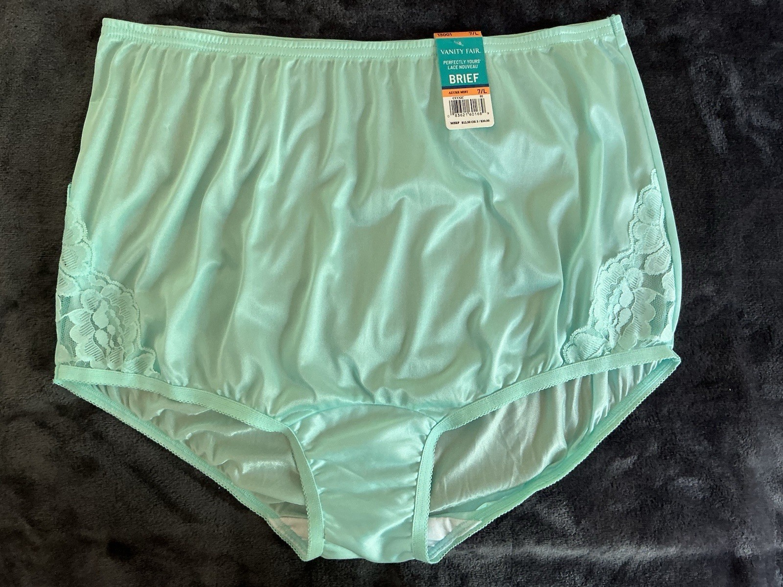 Woman’s Vanity Fair Perfectly Yours Lace Nouveau Aruze Brief Panties NWT 7/L