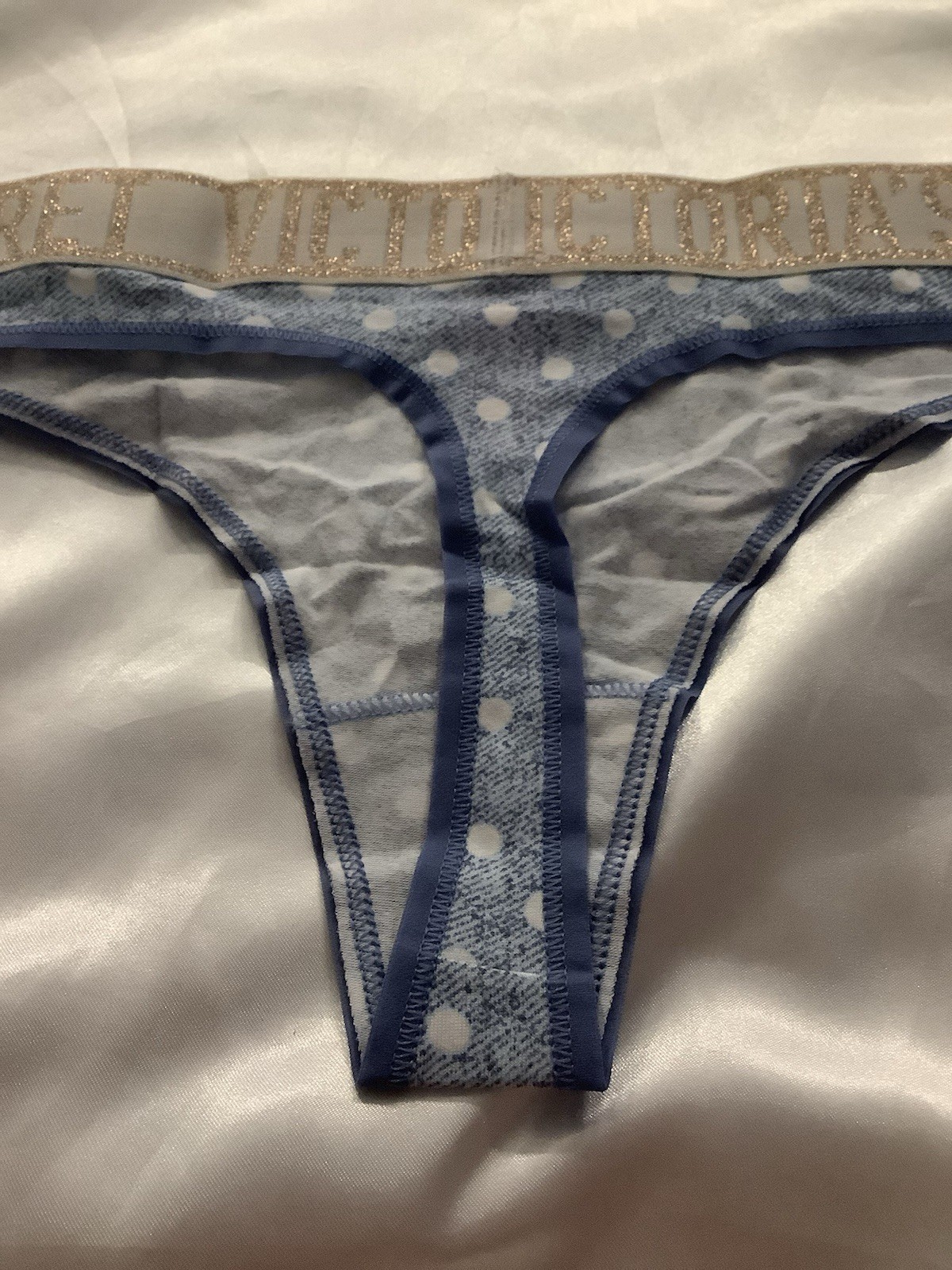 Victoria’s Secret PINK Women’s Thong Panties Blue Polka Dot Gold Glitter 1pk L