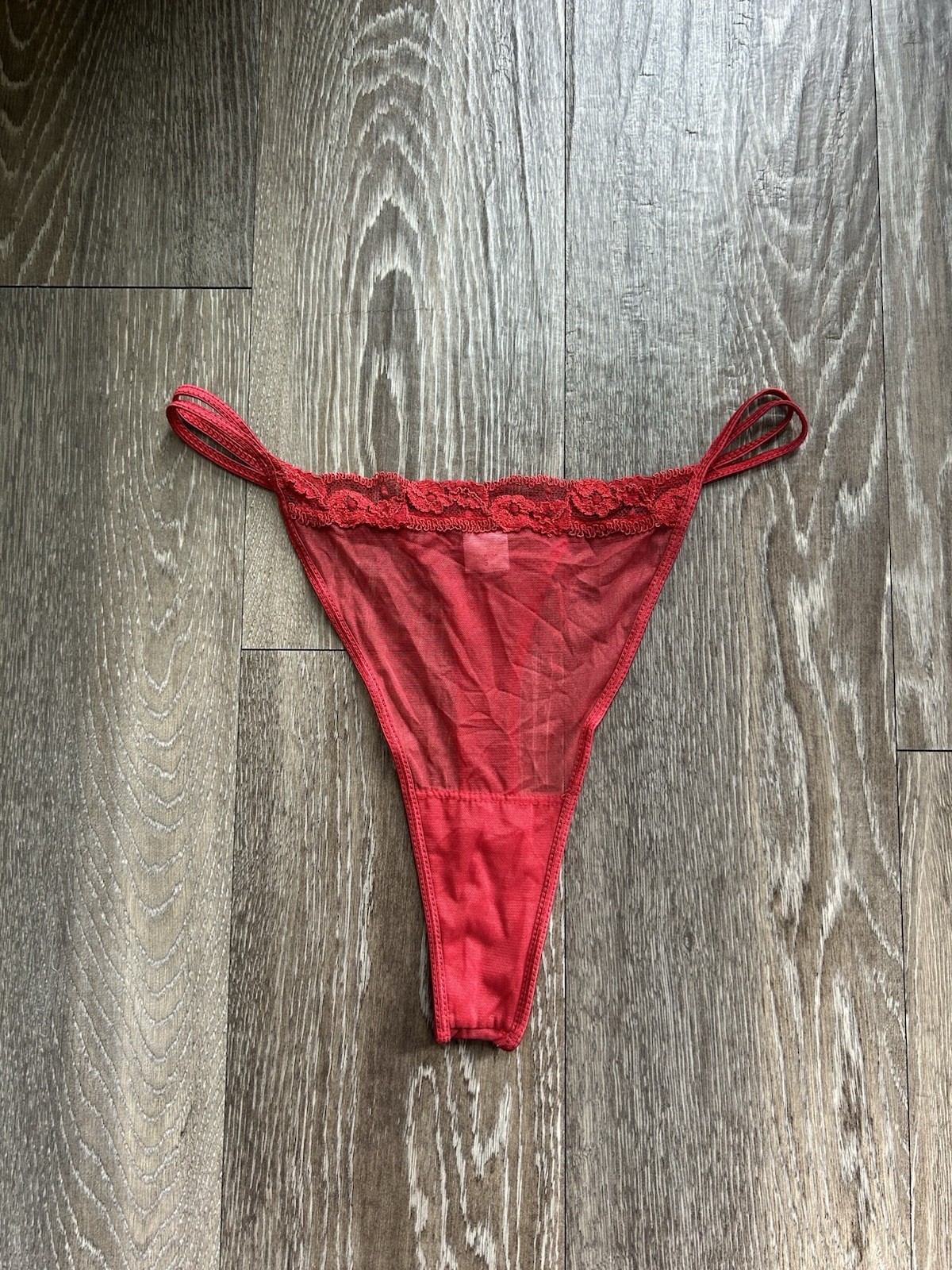 VTG Victoria’s Secret Red Floral Lace Trim High Cut Thong S USA 2000s Y2K 90s