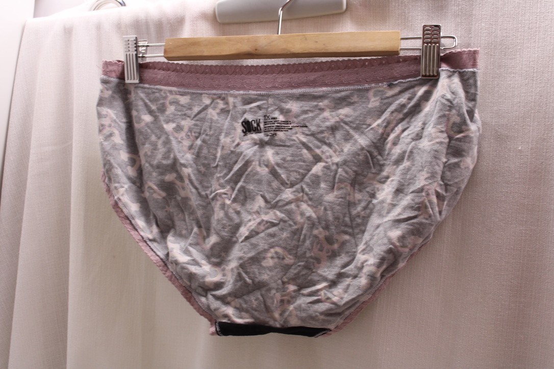 SOCK IT TO ME “Keep Dreamin” Brief Comfy cot panties Black pink lace unicorns XL