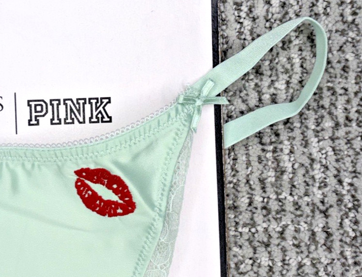 Victoria’s Secret Tease NWT Small Green Satin Kiss High Leg Thong Panty Sexy Bow