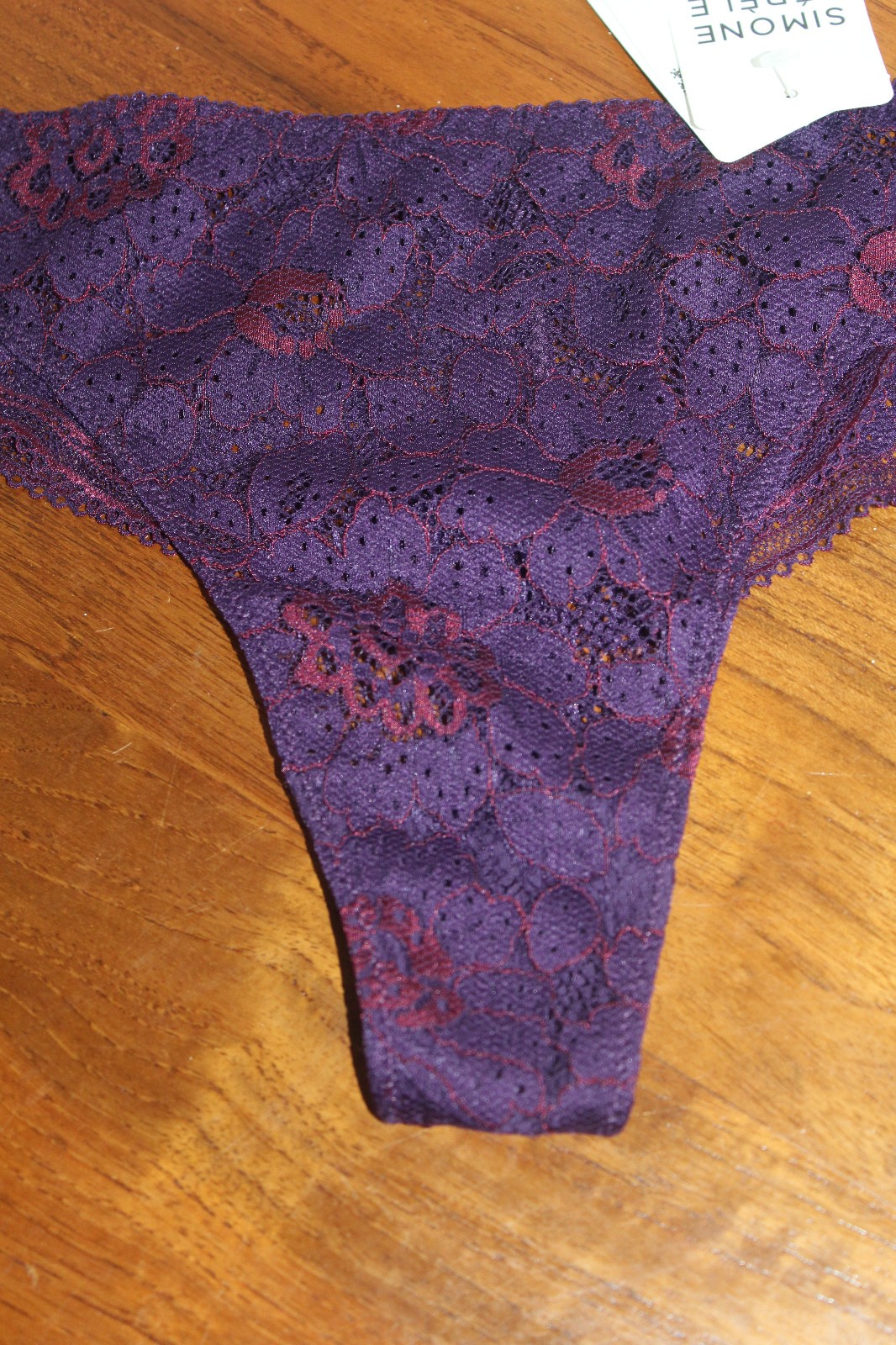 SIMON PERELE FESTIVE TANGA LACE EMBROIDERED FLORAL PURPLE BURGUNDY SIZE 3 (US M)