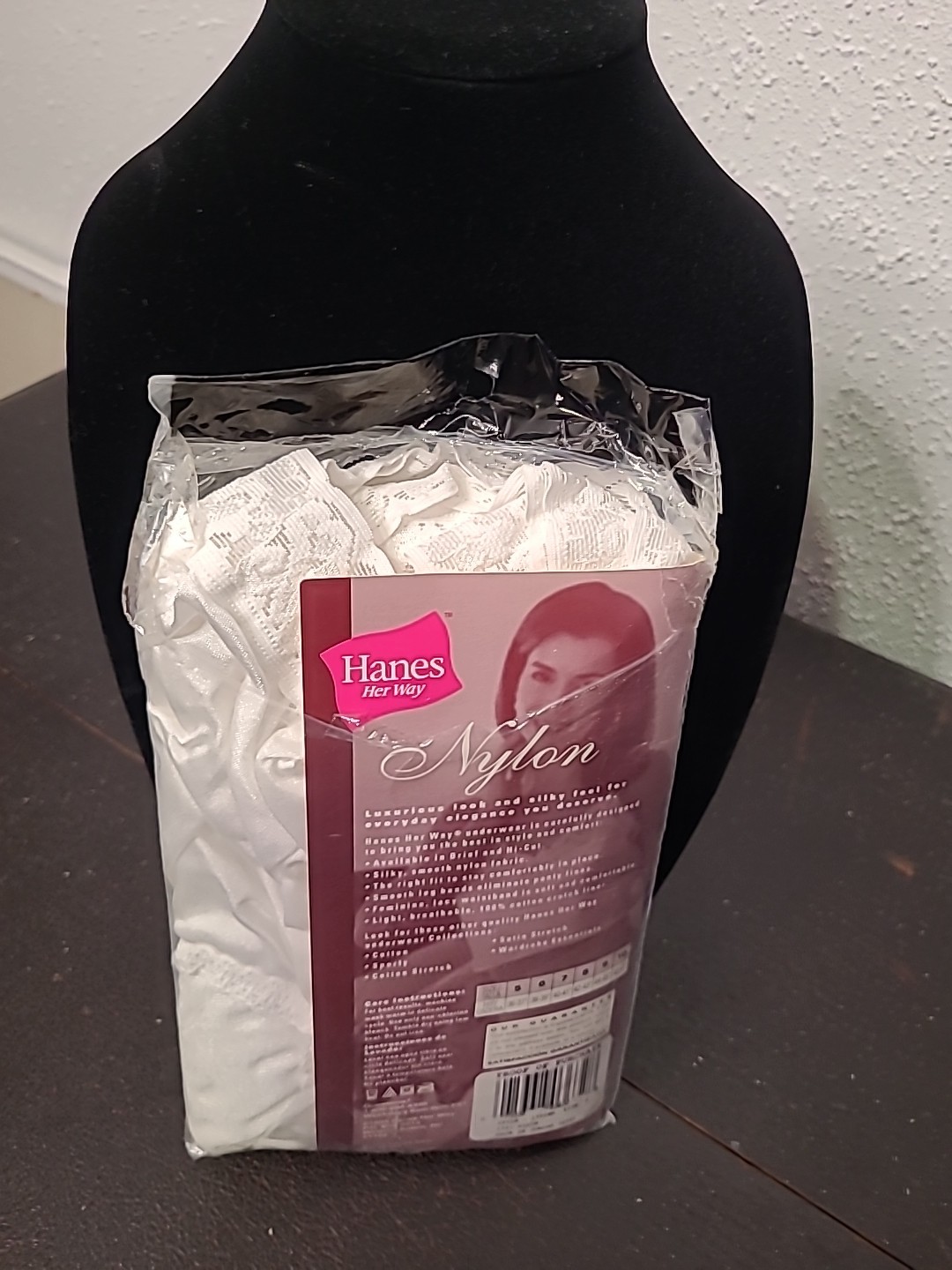 1999 Hanes Her Way Nylon White Briefs Silky Panty Underwear 3 Pair Size 5 NEW