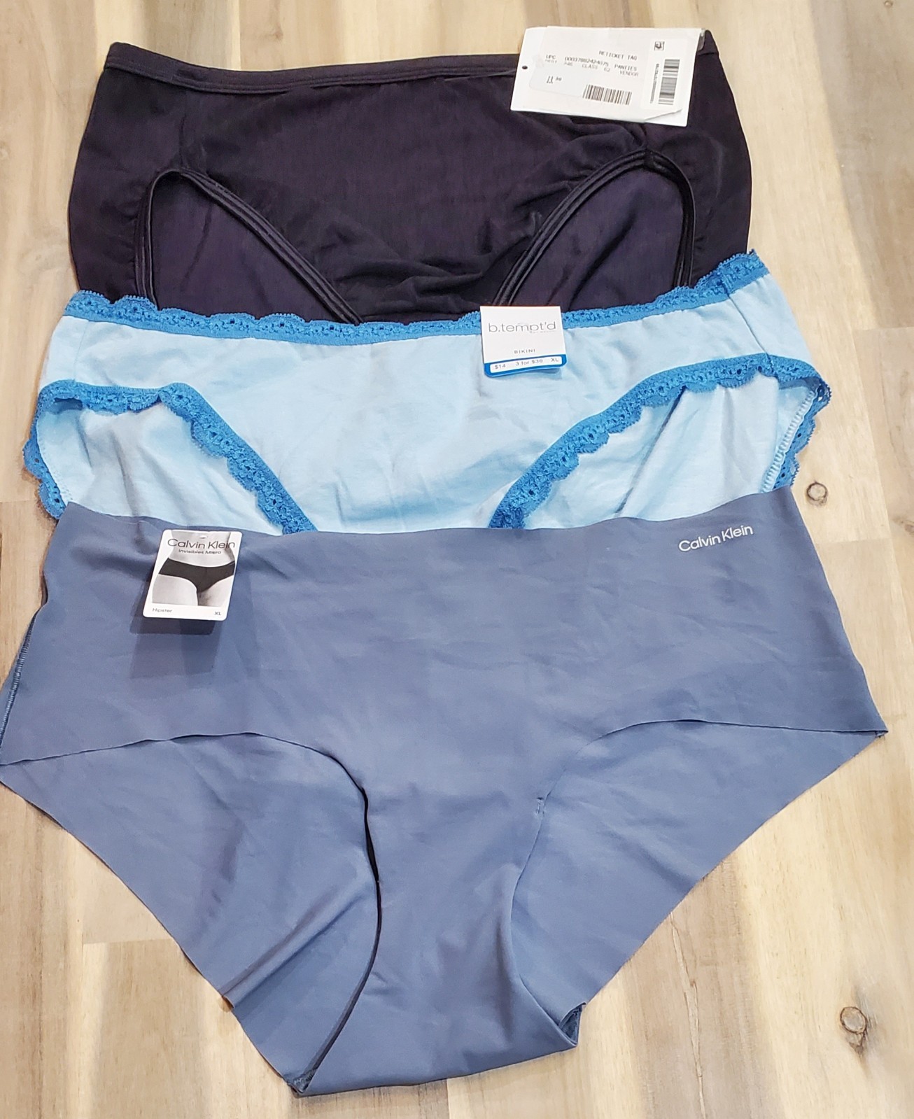 Lot of 3 Women’s Panties Calvin Klein b.tempt’d Vanity Fair Size 8/X-Large