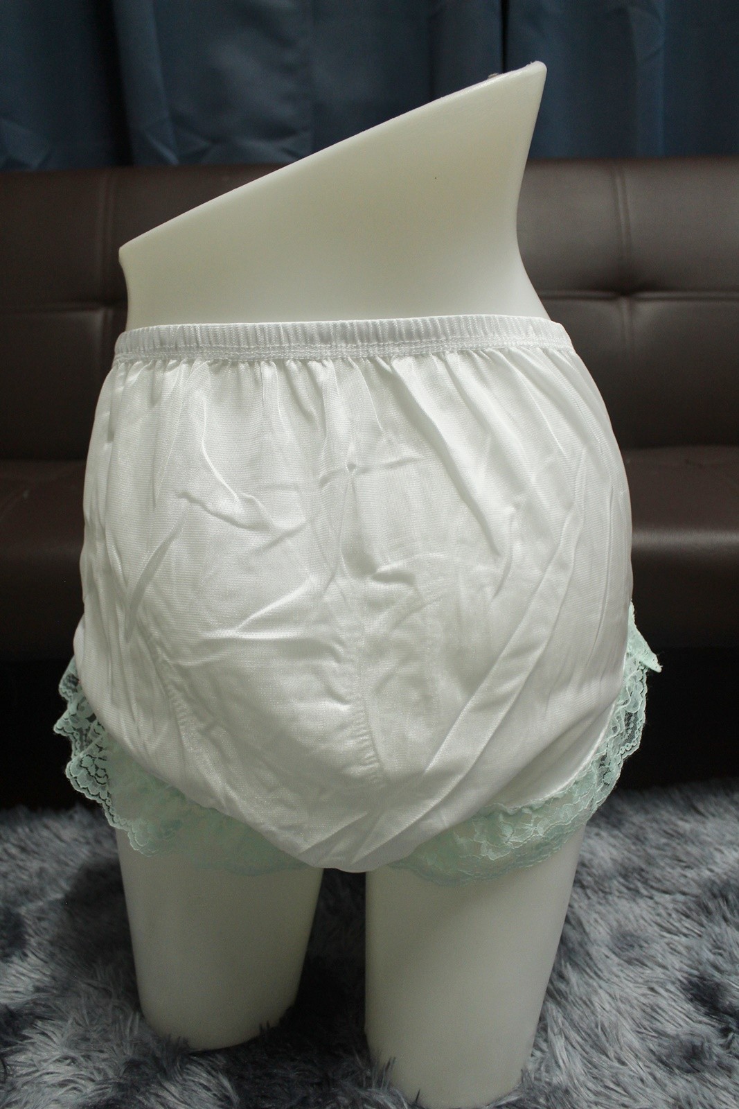 #A324 2XL/ElasticW.24-42″ Vintage Style 2PCS Green Nylon Half Slip + White Brief