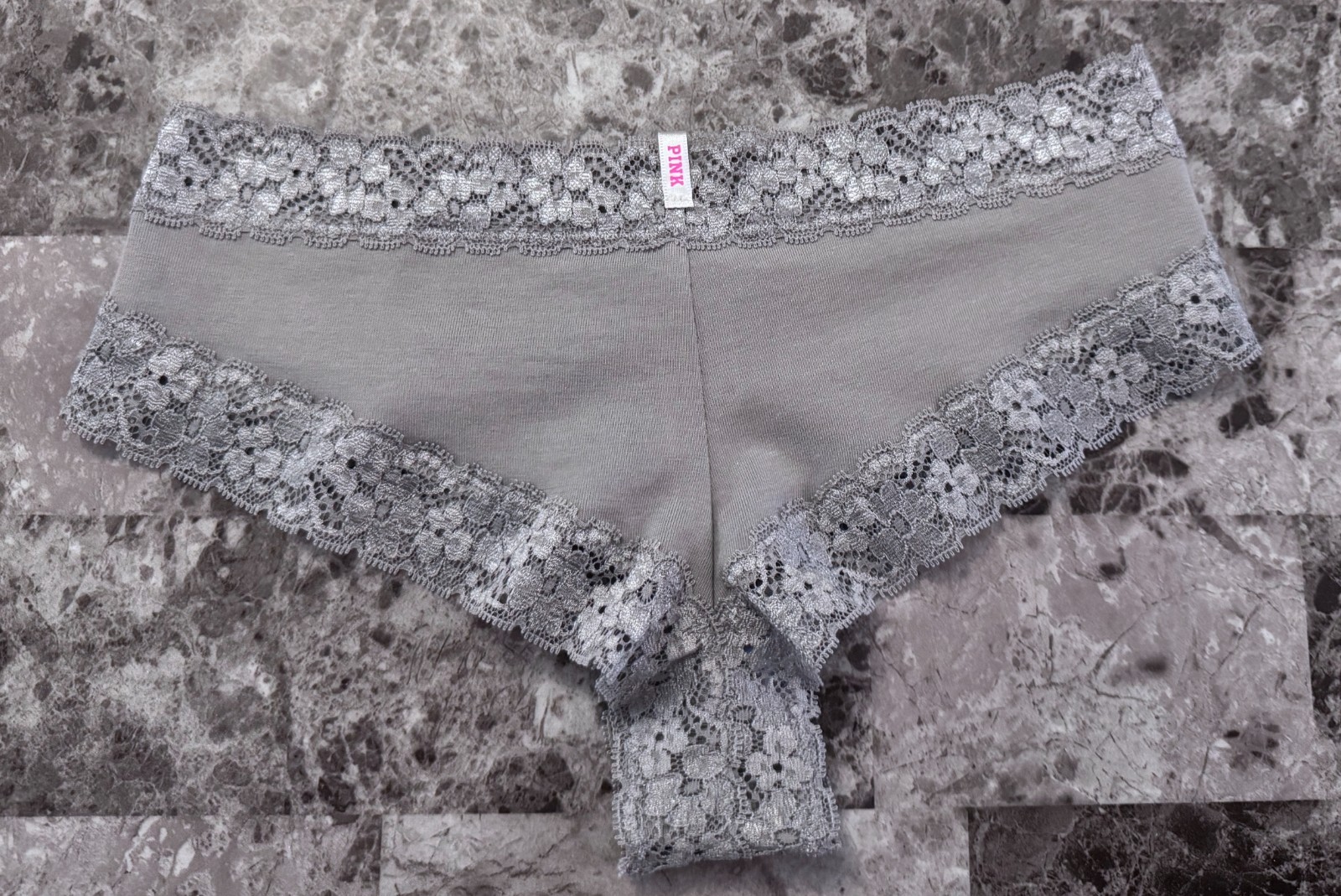 NWT VICTORIA’S SECRET PINK S GRAY SILVER STUD HEART VINTAGE RARE CHEEKY PANTIES