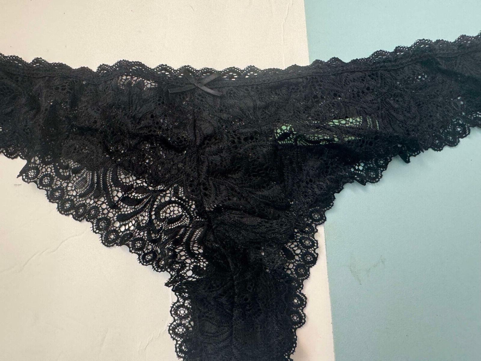 Honeydew Intimates Black Floral Lace Bikini Panty – Size L $25 NEW #4A