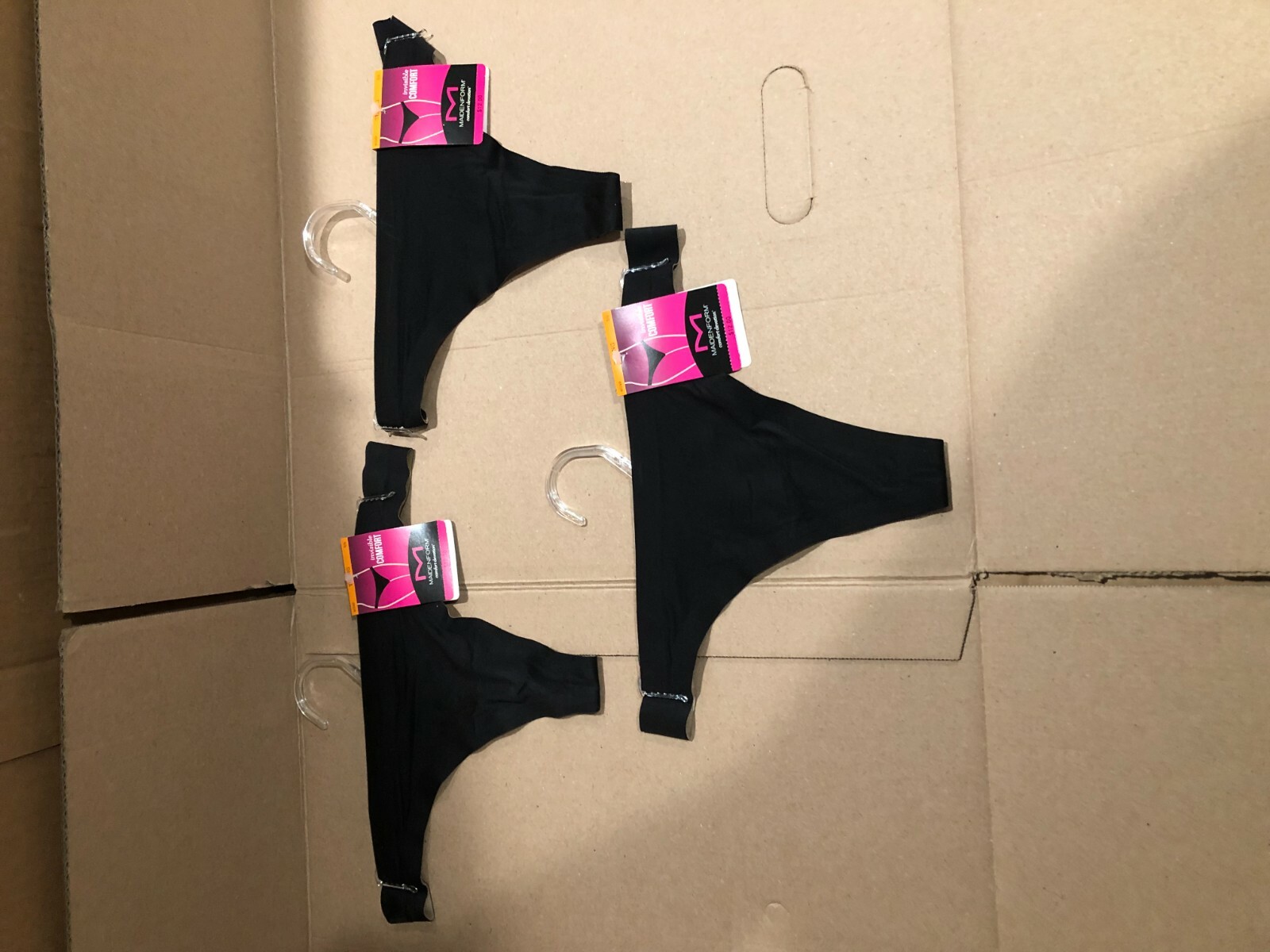 (3 PK) Maidenform 40149 Comfort Devotion Thong Black Seamless No Show NWT – S/5