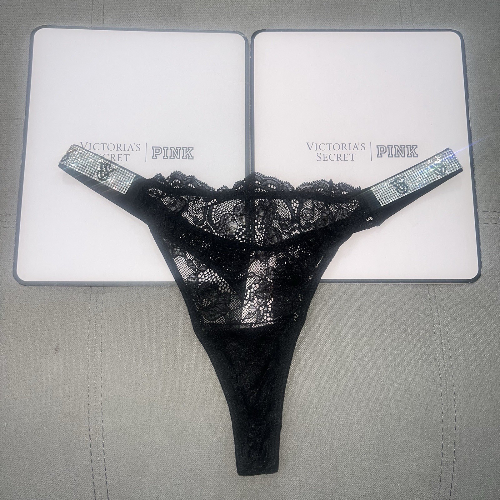 Victoria’s Secret M Medium Thong Shine Strap Panty Rhinestone New NWT Panties