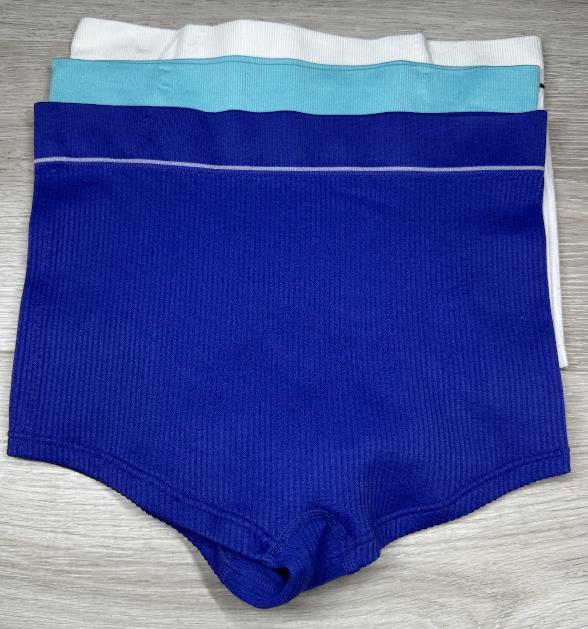 HANES Originals Women’s 3-Pair Boyshort Underwear Panties Ribbed Nylon Size S
