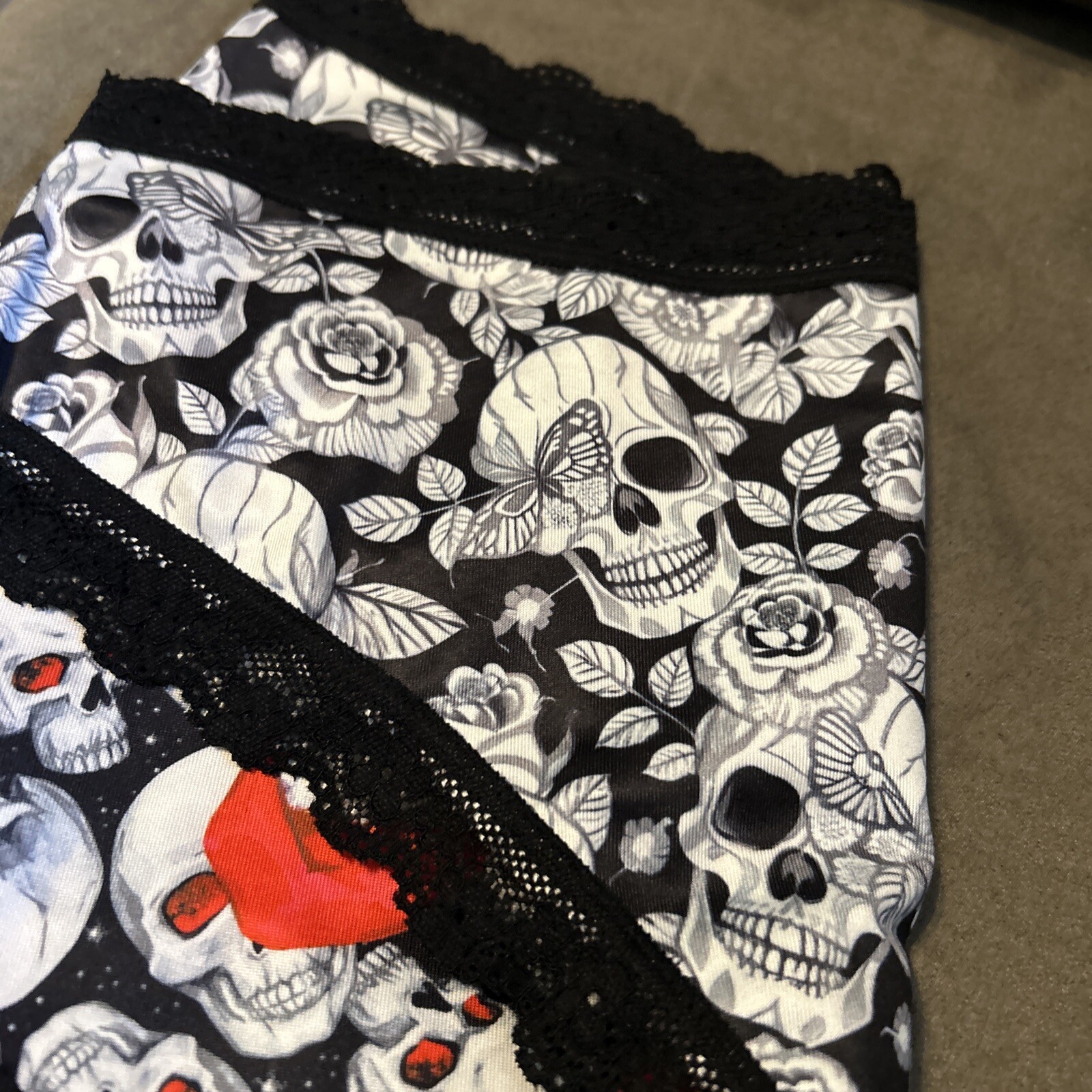 Morvia 3pk lace trim Skater goth Emo panties S skulls stars Santa Hat Lingerie
