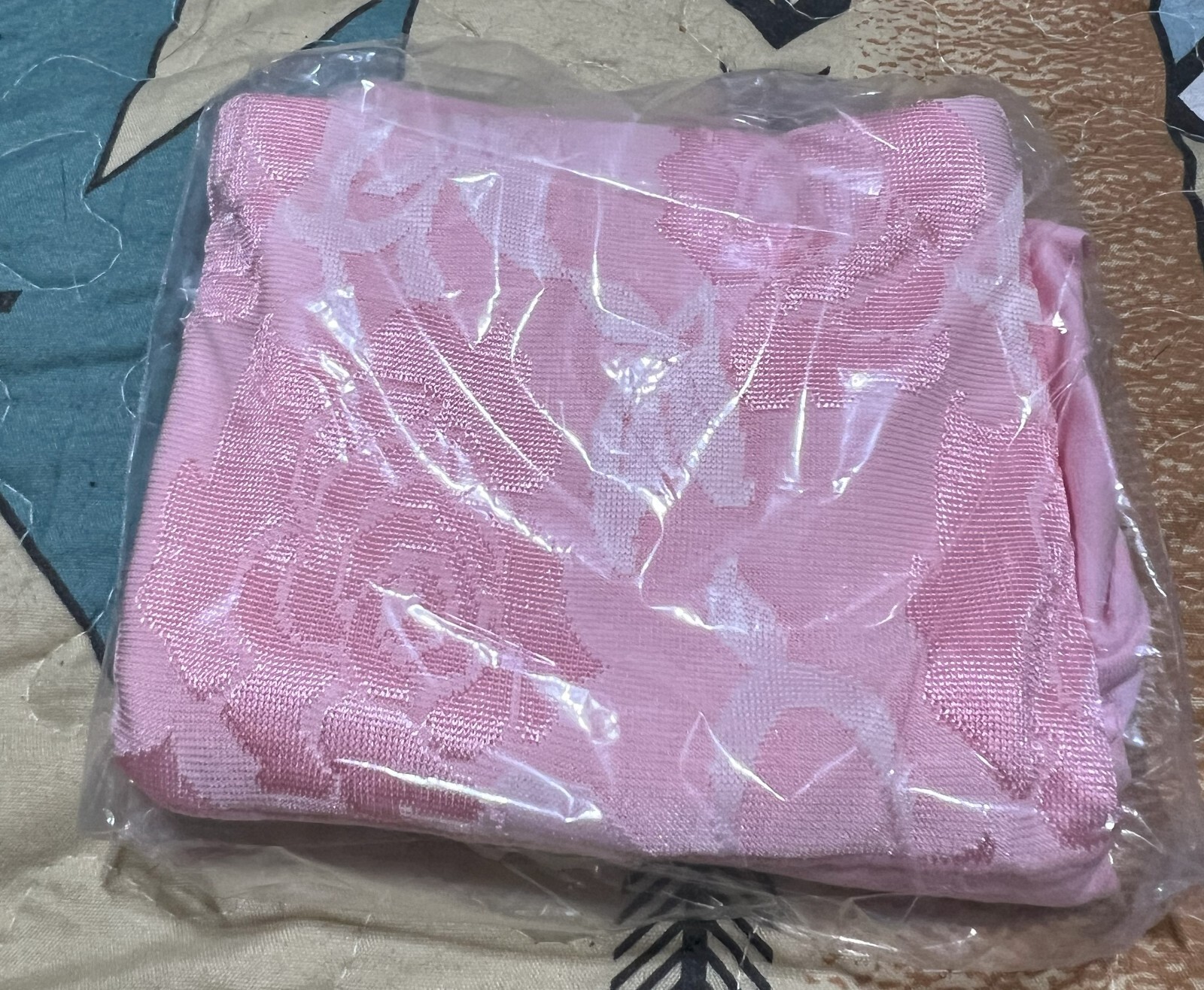 Pink womens briefs with roses banded waist size 3X, they run small