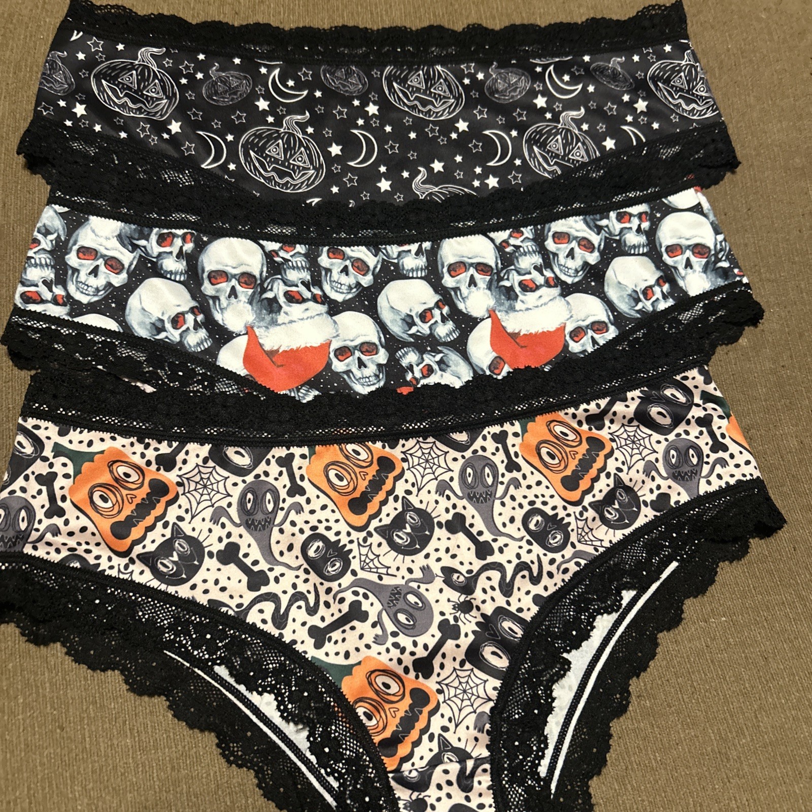 Morvia 3pk lace trim Skater goth Skater Emo panties L Ghost Bones Skull Moon Sta
