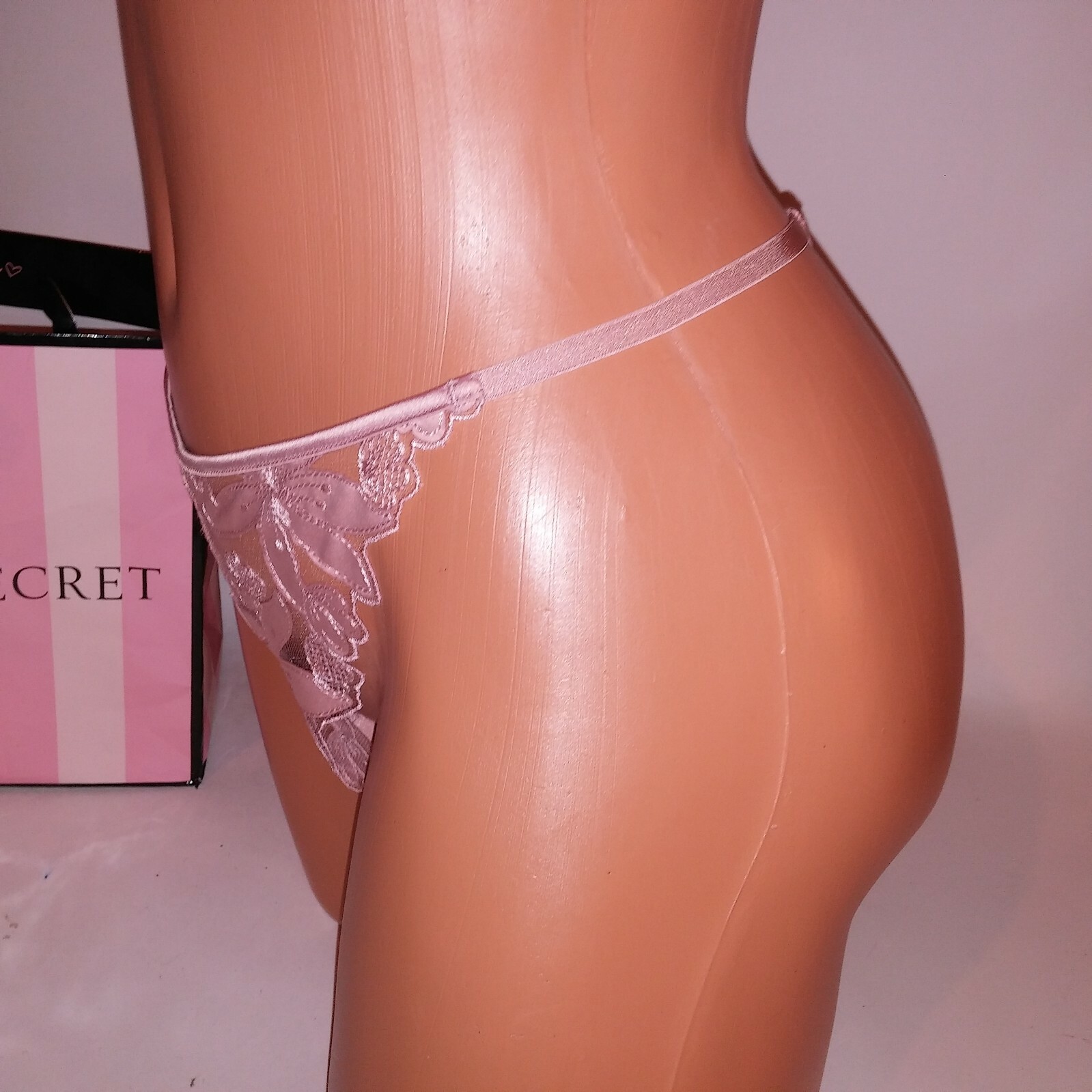 Victoria Secret Panty XL Brazilian Pink Applique Lace Floral Luxe New