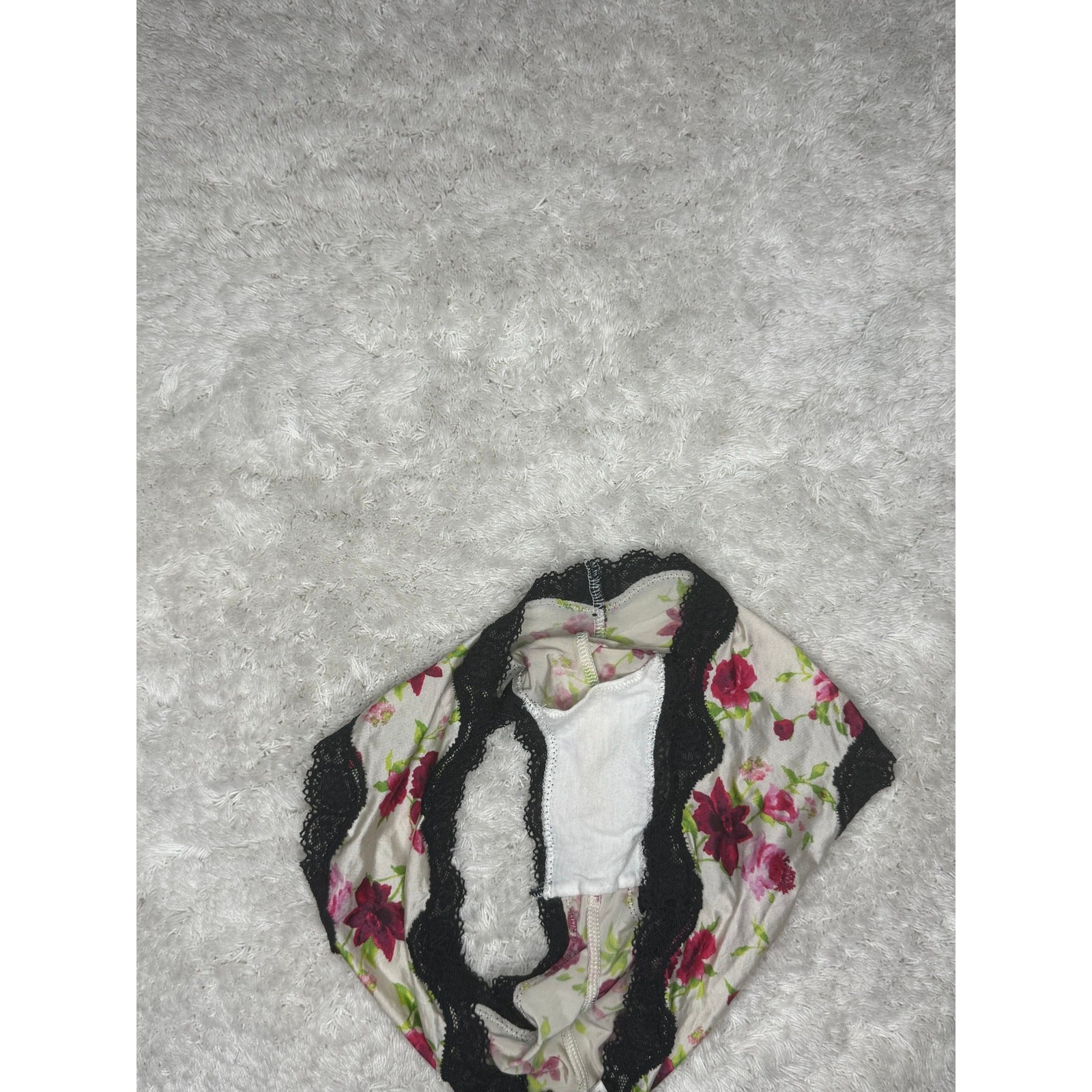 Victoria’s Secret Floral Lace Trim Cheeky Panty Black Lace Rose Print Size S Y2K