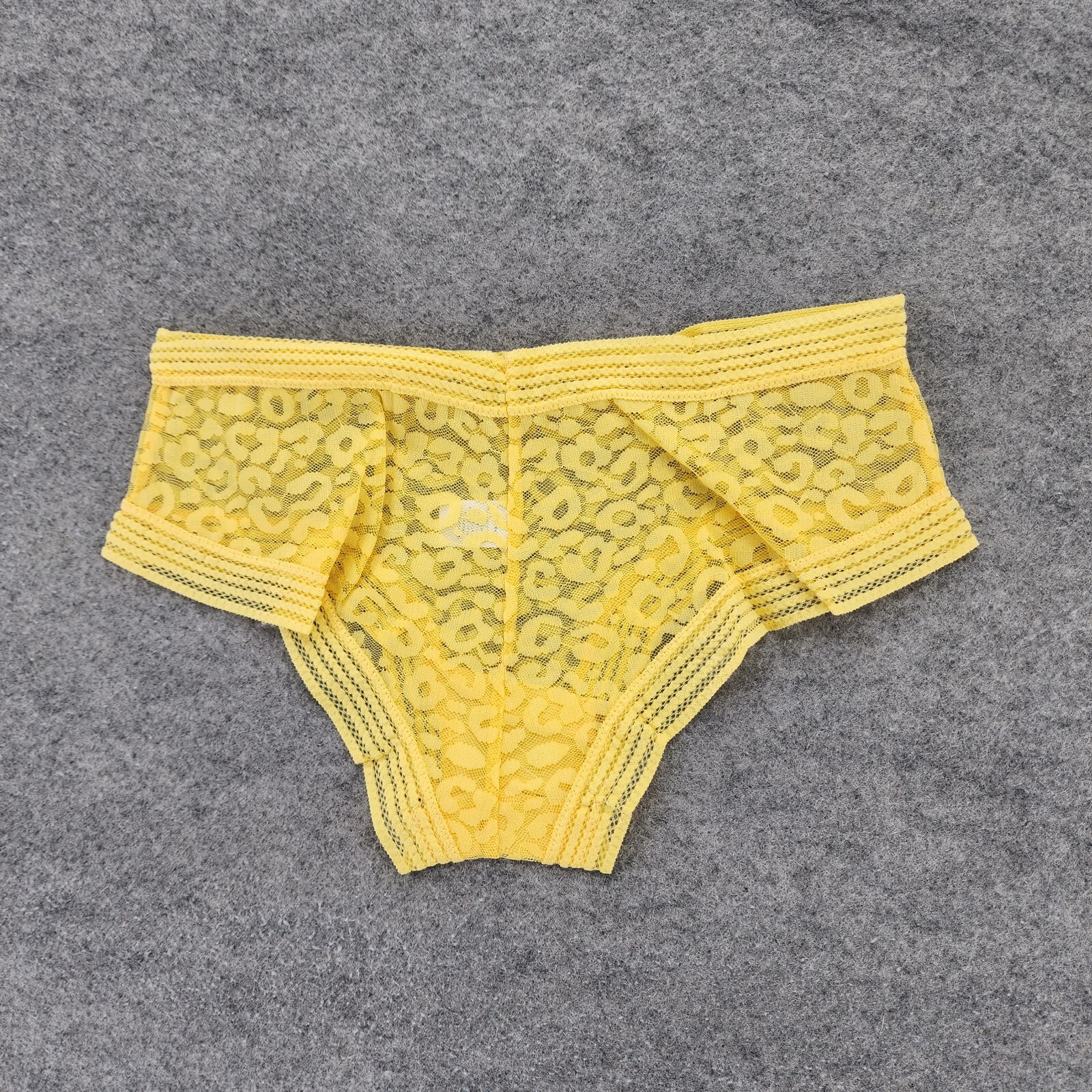 Fredericks of Hollywood Panties Womens Small Brief Demi Yellow Lace